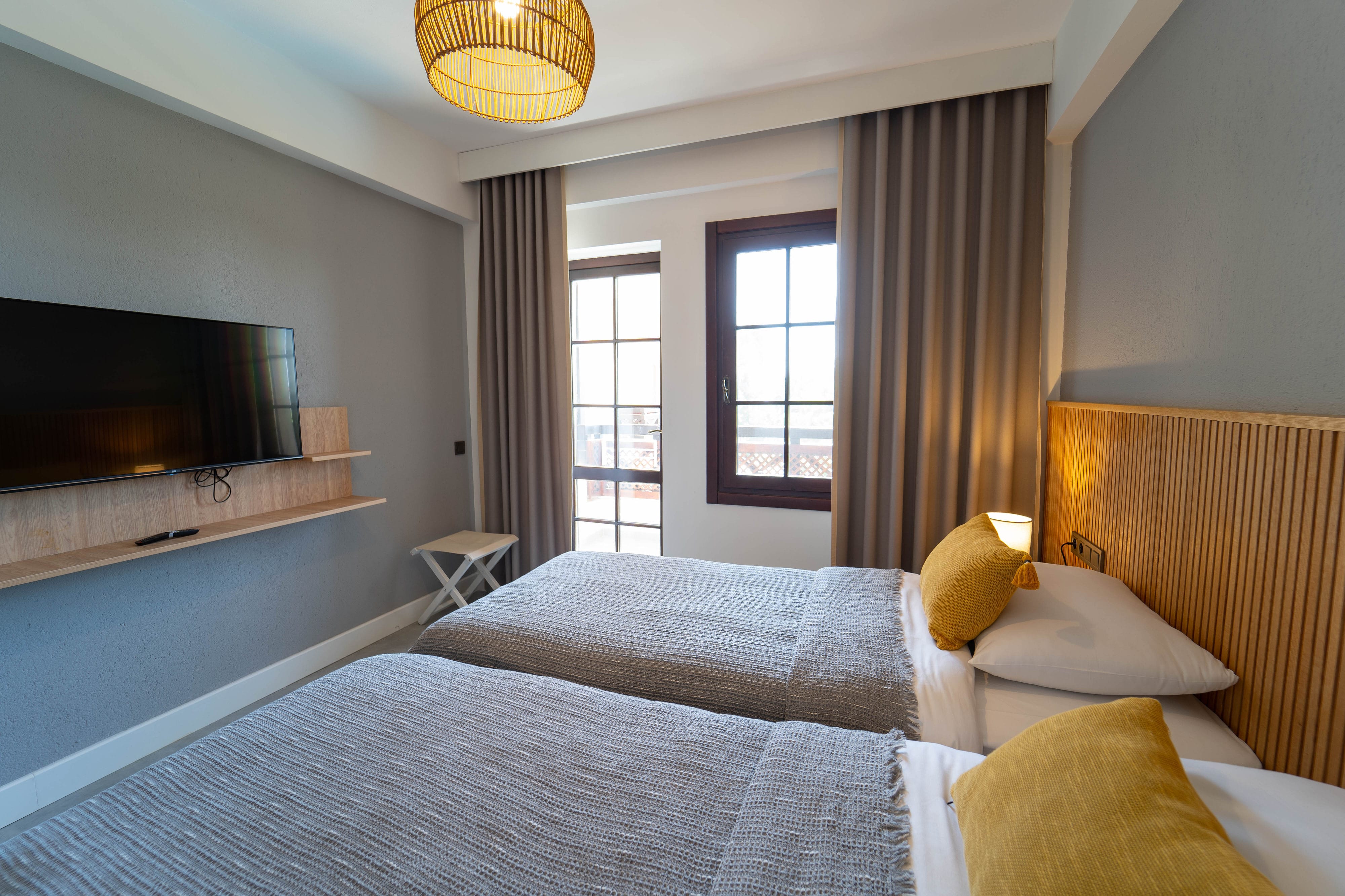 Twin Garden View Two Queen Beds