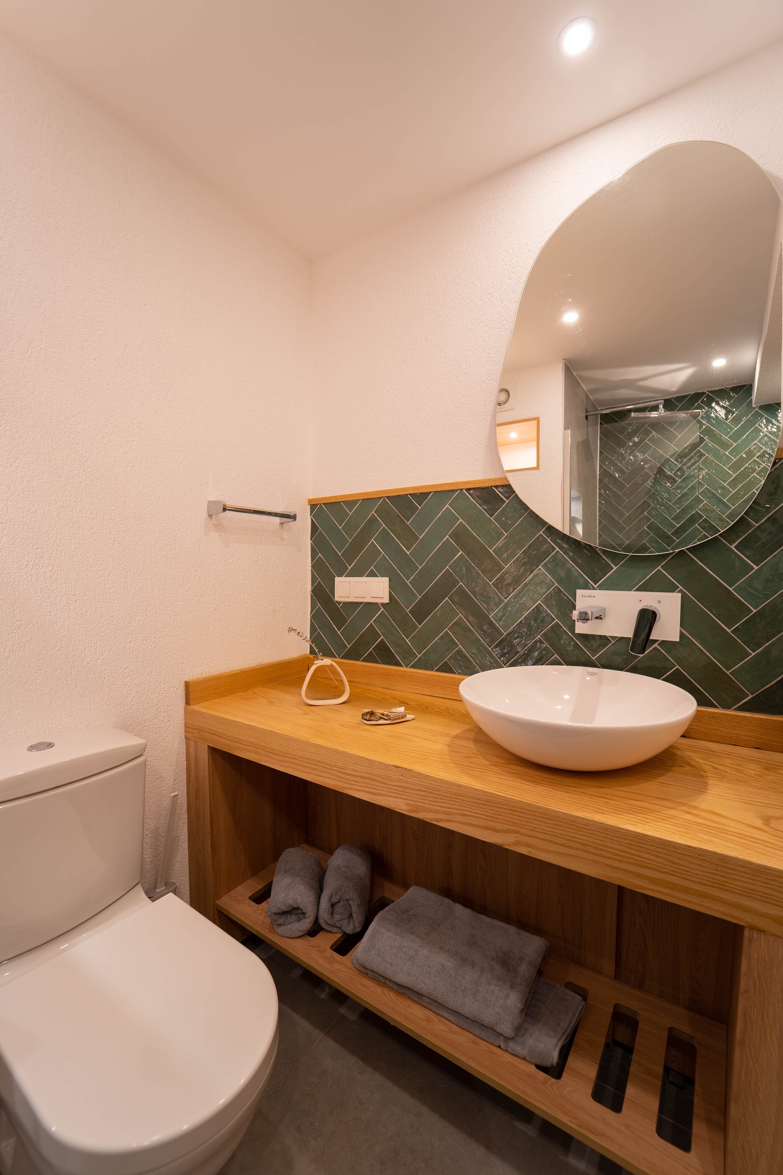 Twin Garden View with Balcony