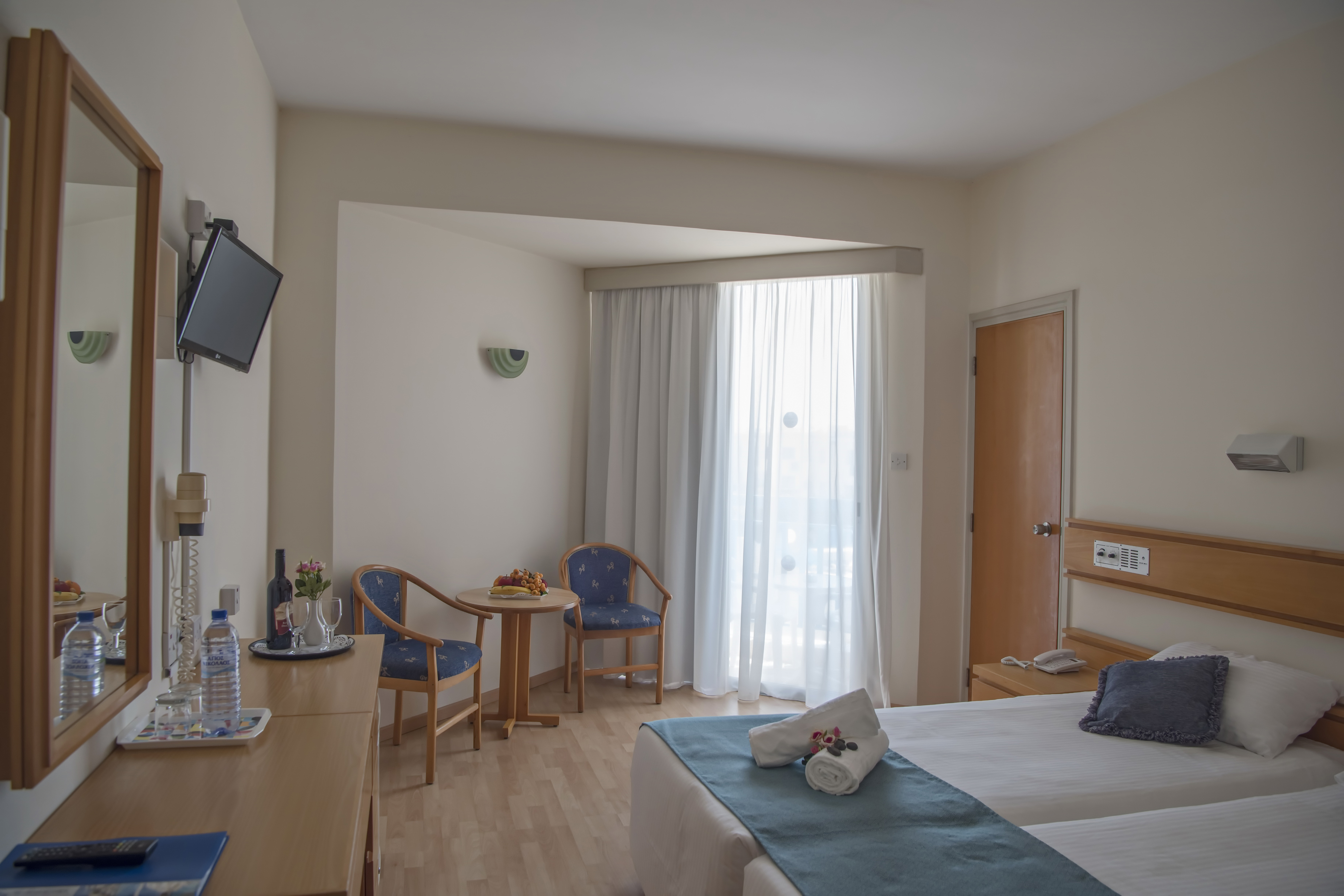 Double or Twin Standard