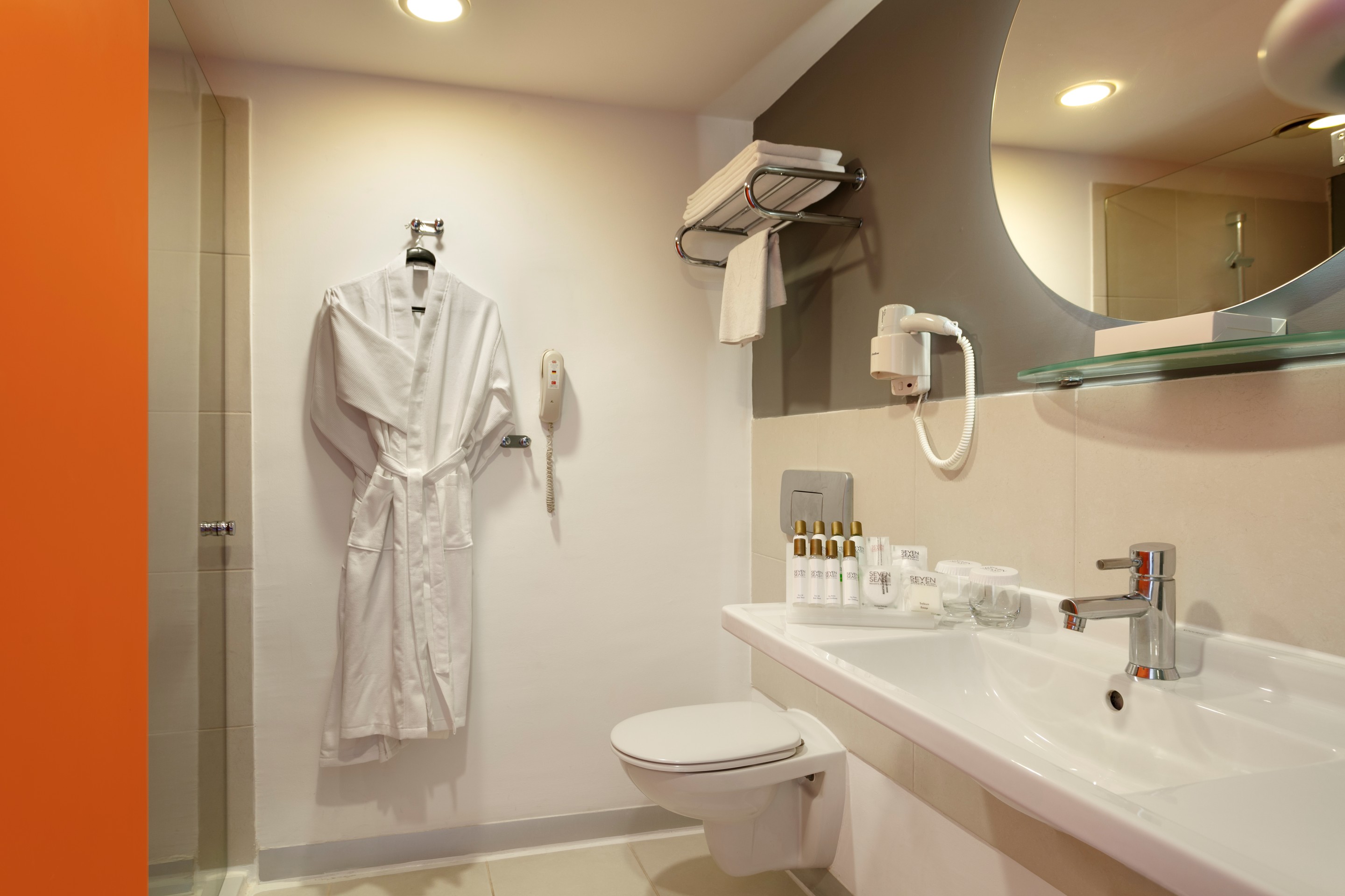 Bungalow Garden View