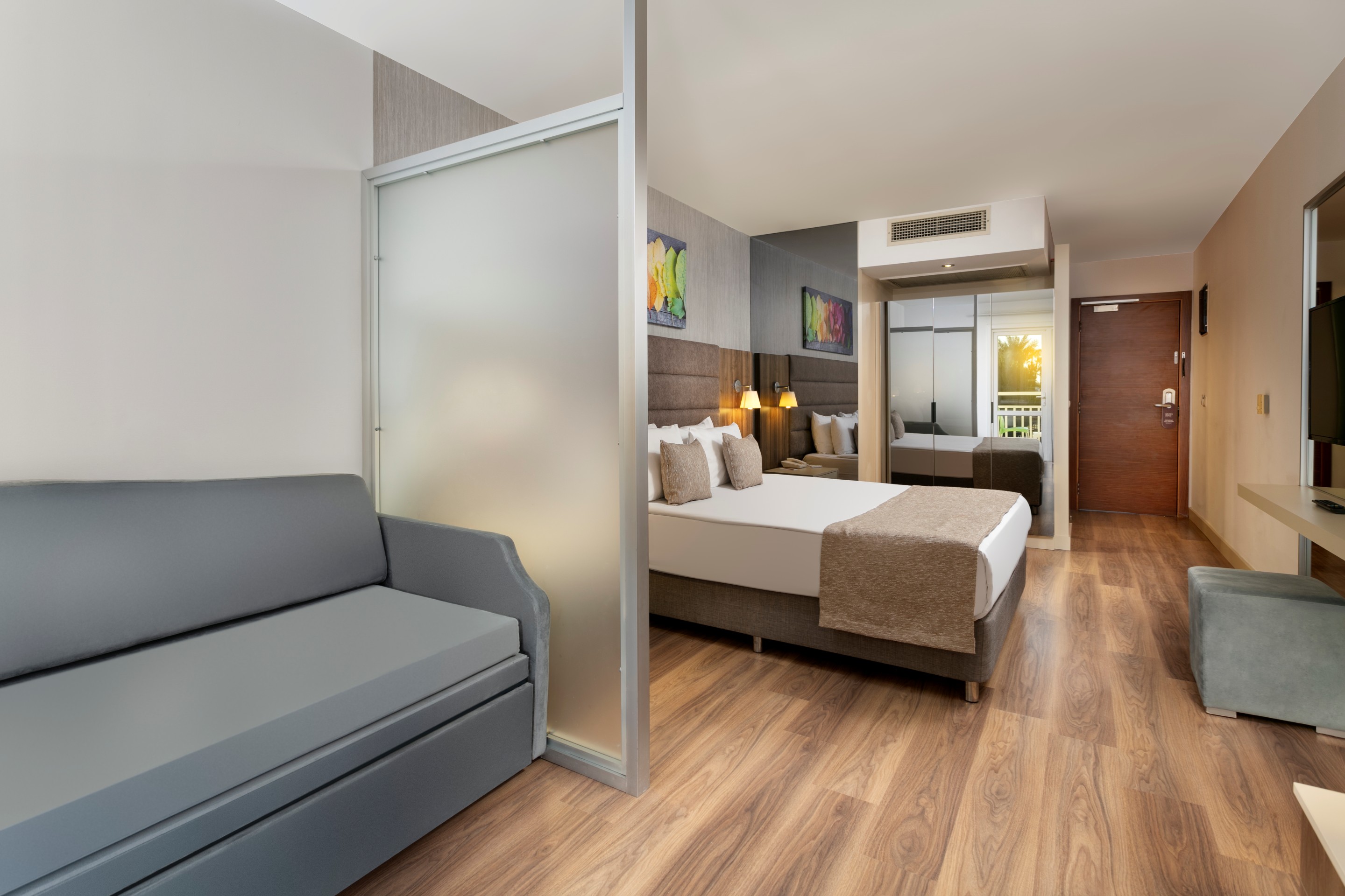 Bungalow Garden View