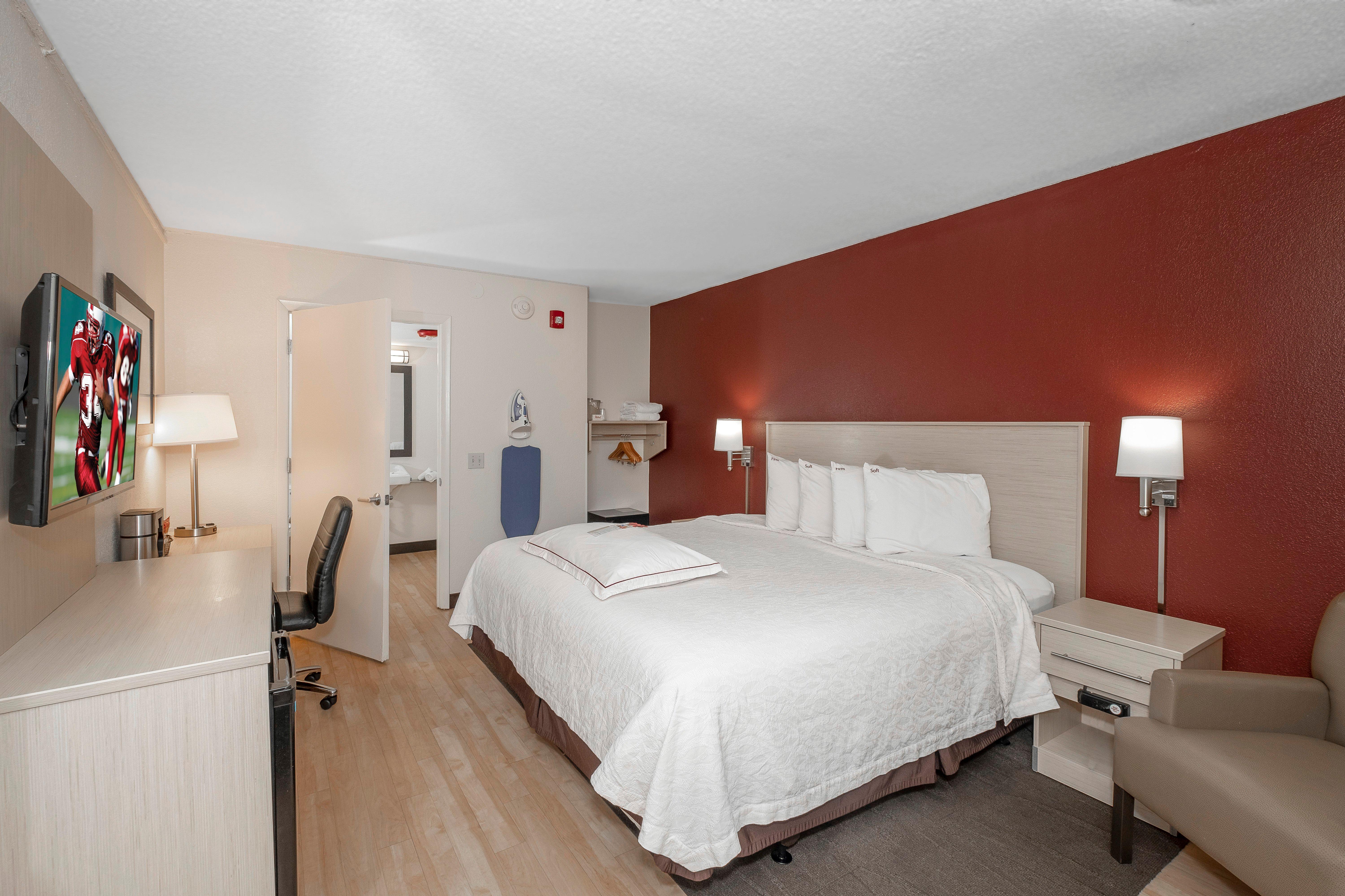 Room Premium King Bed