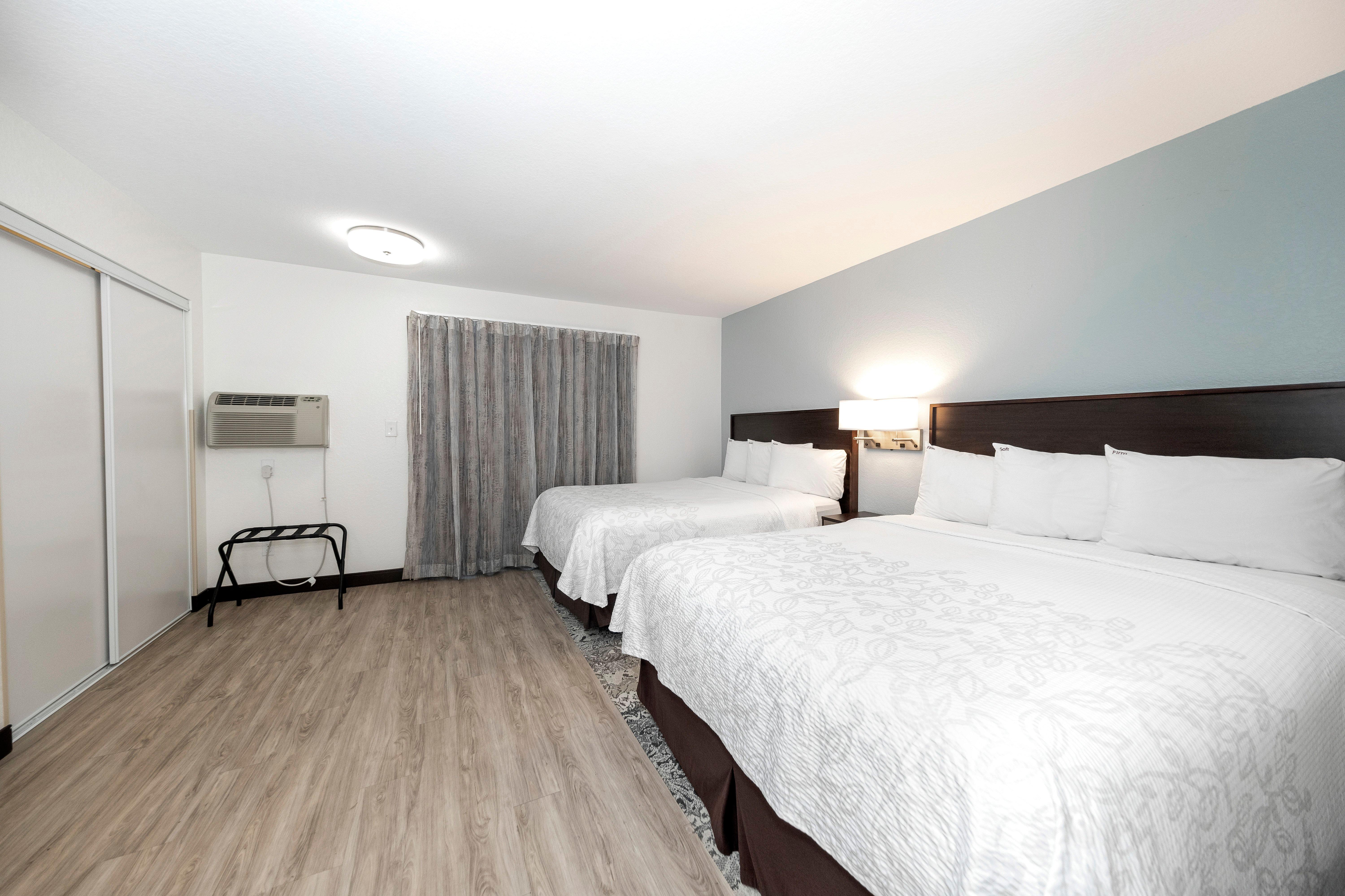 Suite Two Queen Beds