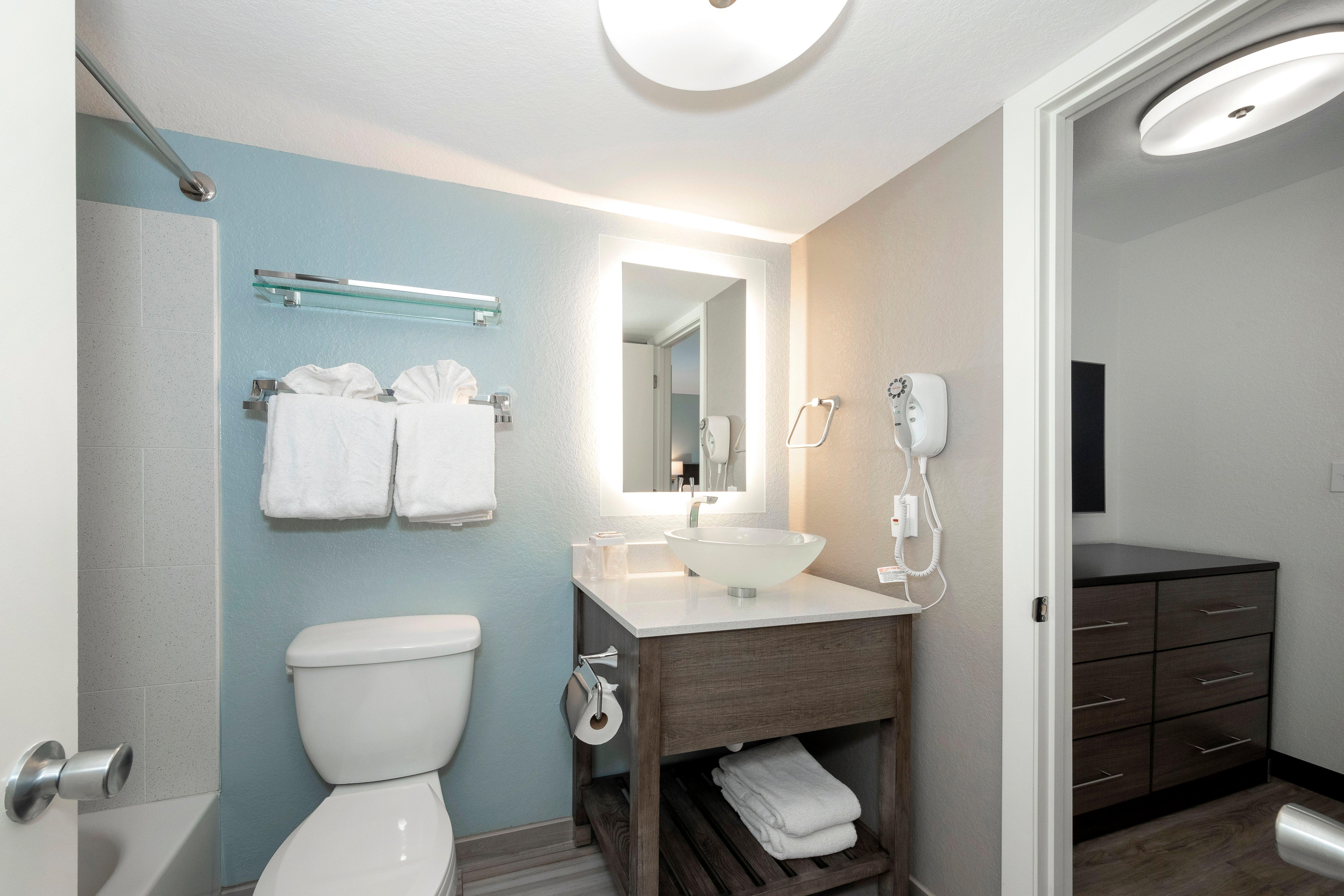 Suite Two Queen Beds