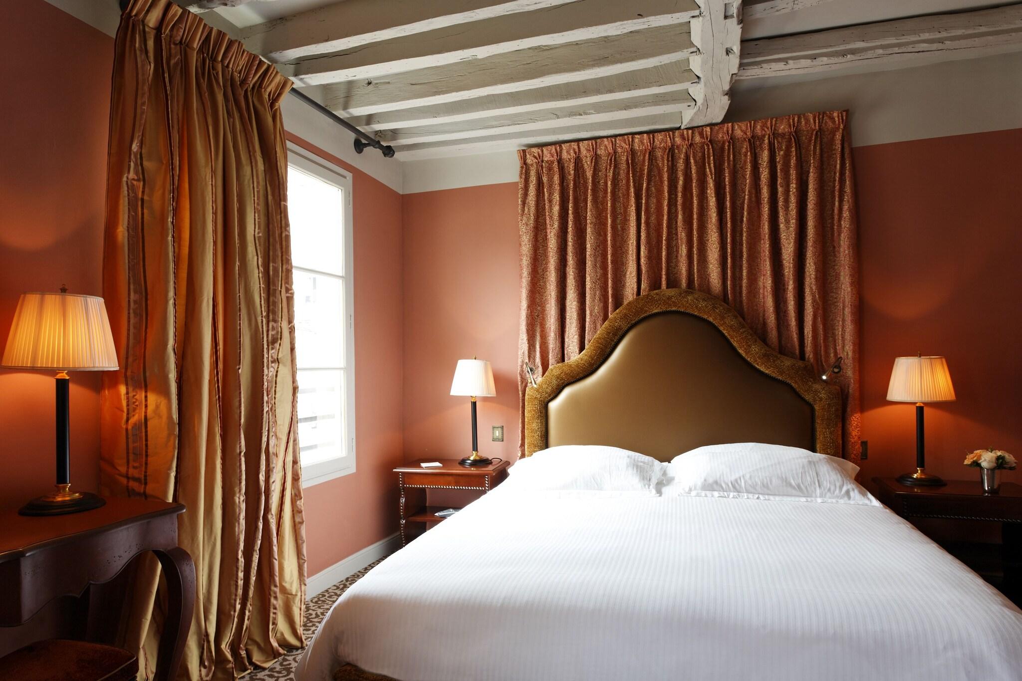 Double Queen Size Bed