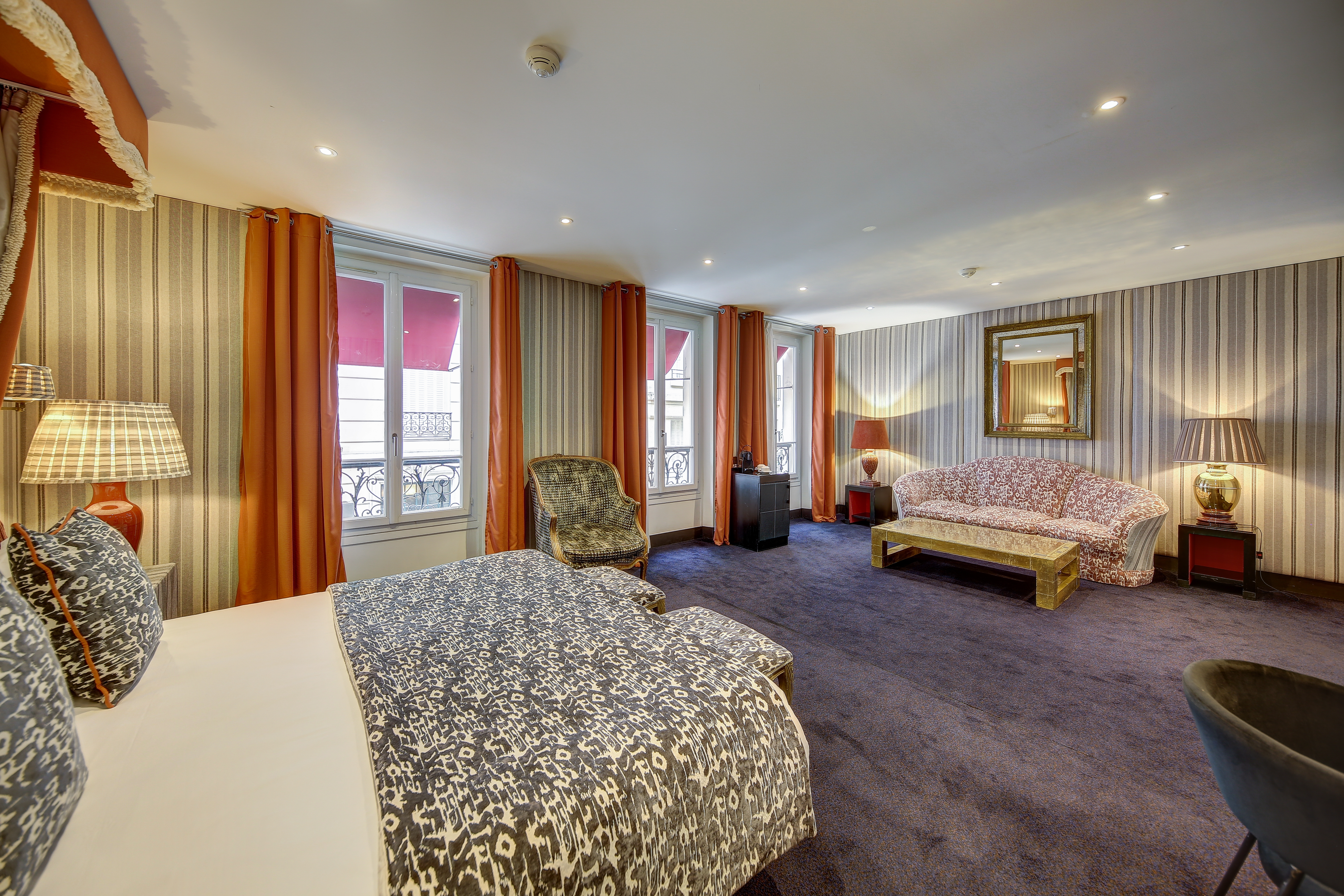 Junior Suite King Size Bed