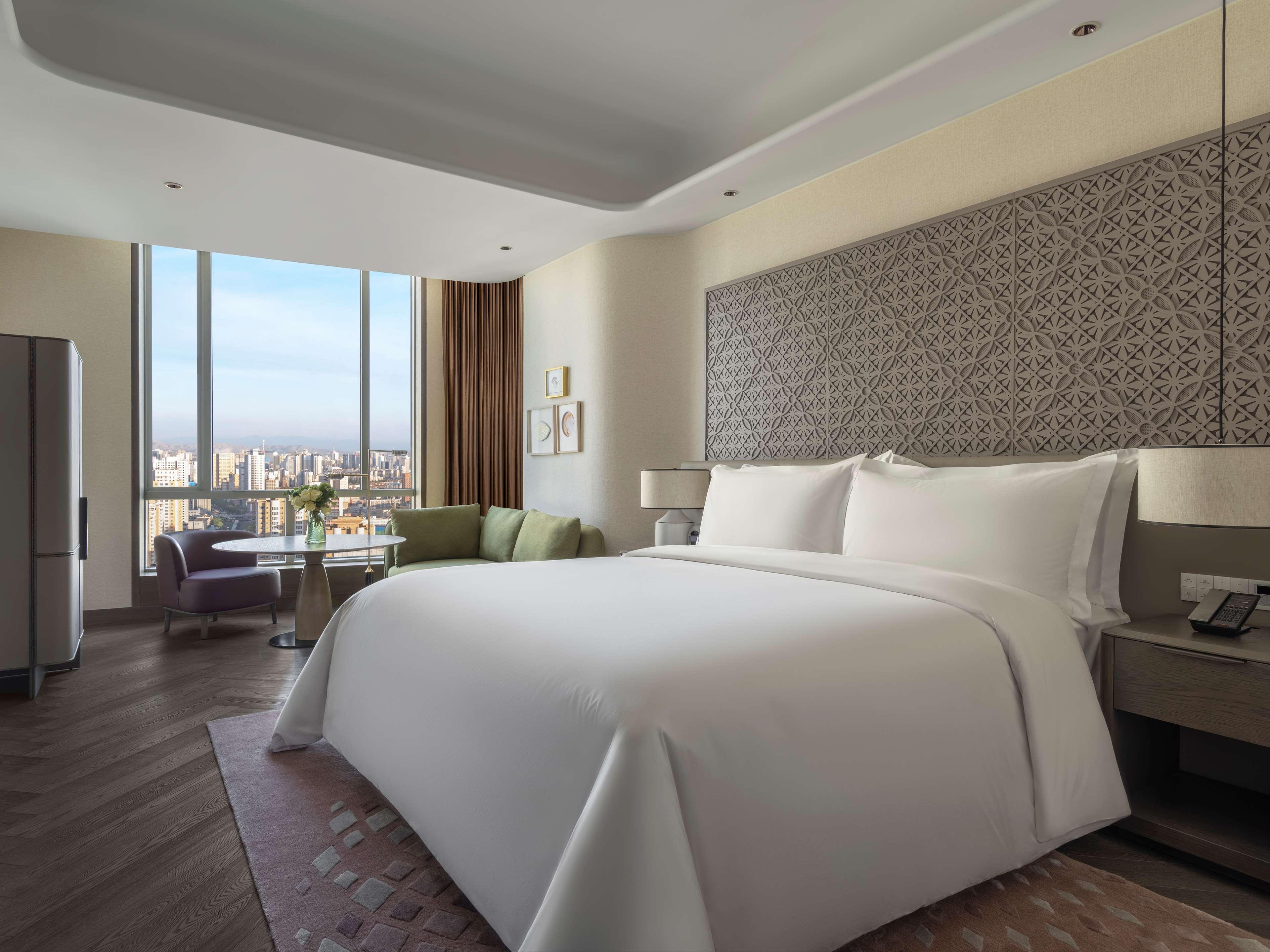 Double Accessible King Size Bed