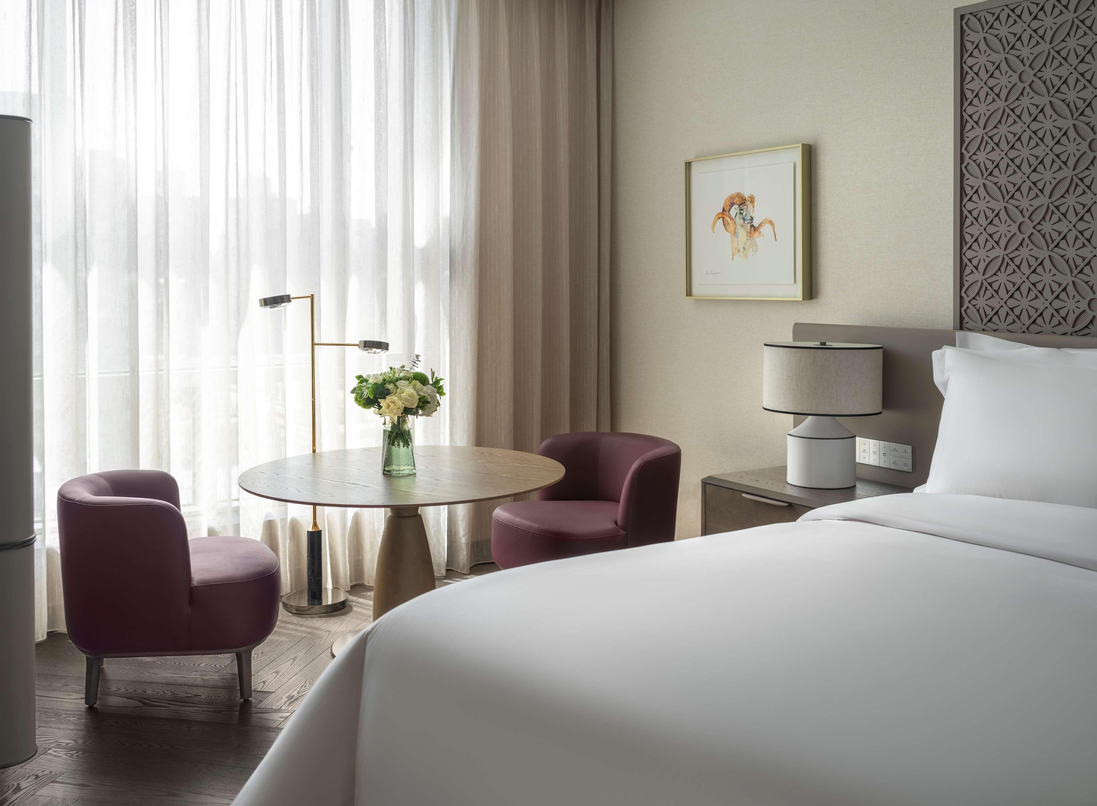 Double Executive King Bed