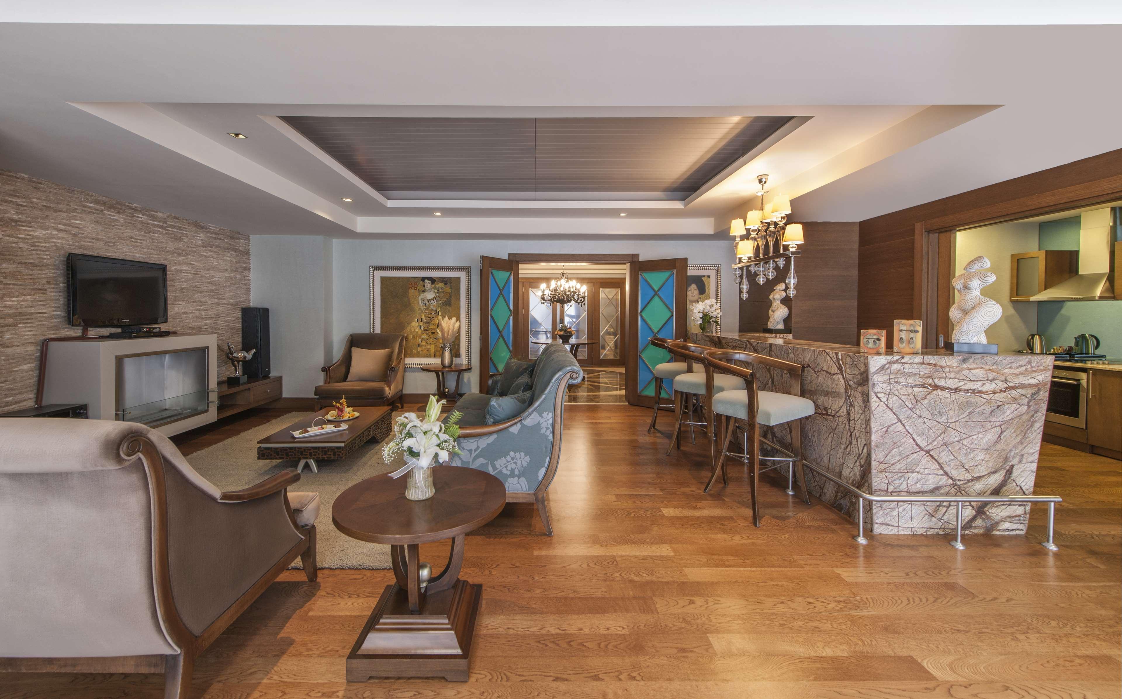 Suite Presidential with Views