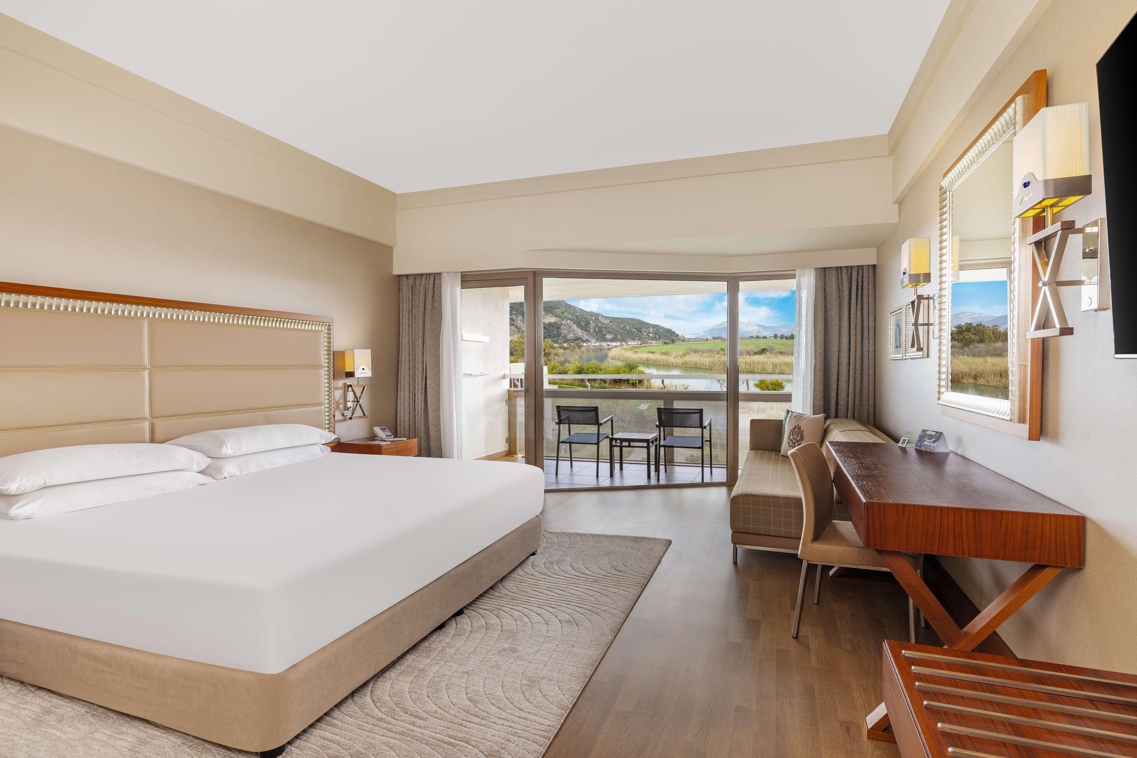 Double Guest Room King Bed