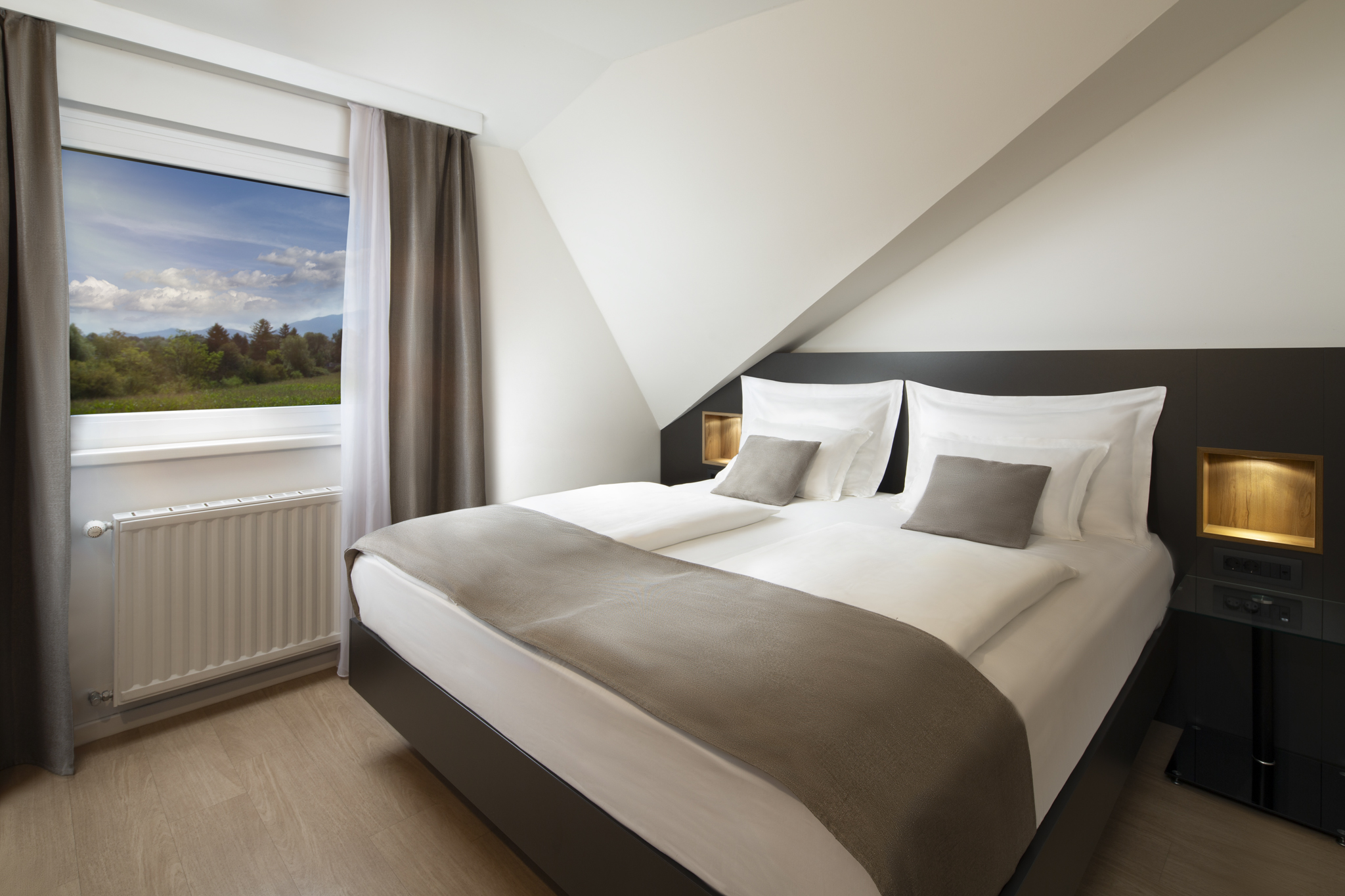 Apartment Capacity 4