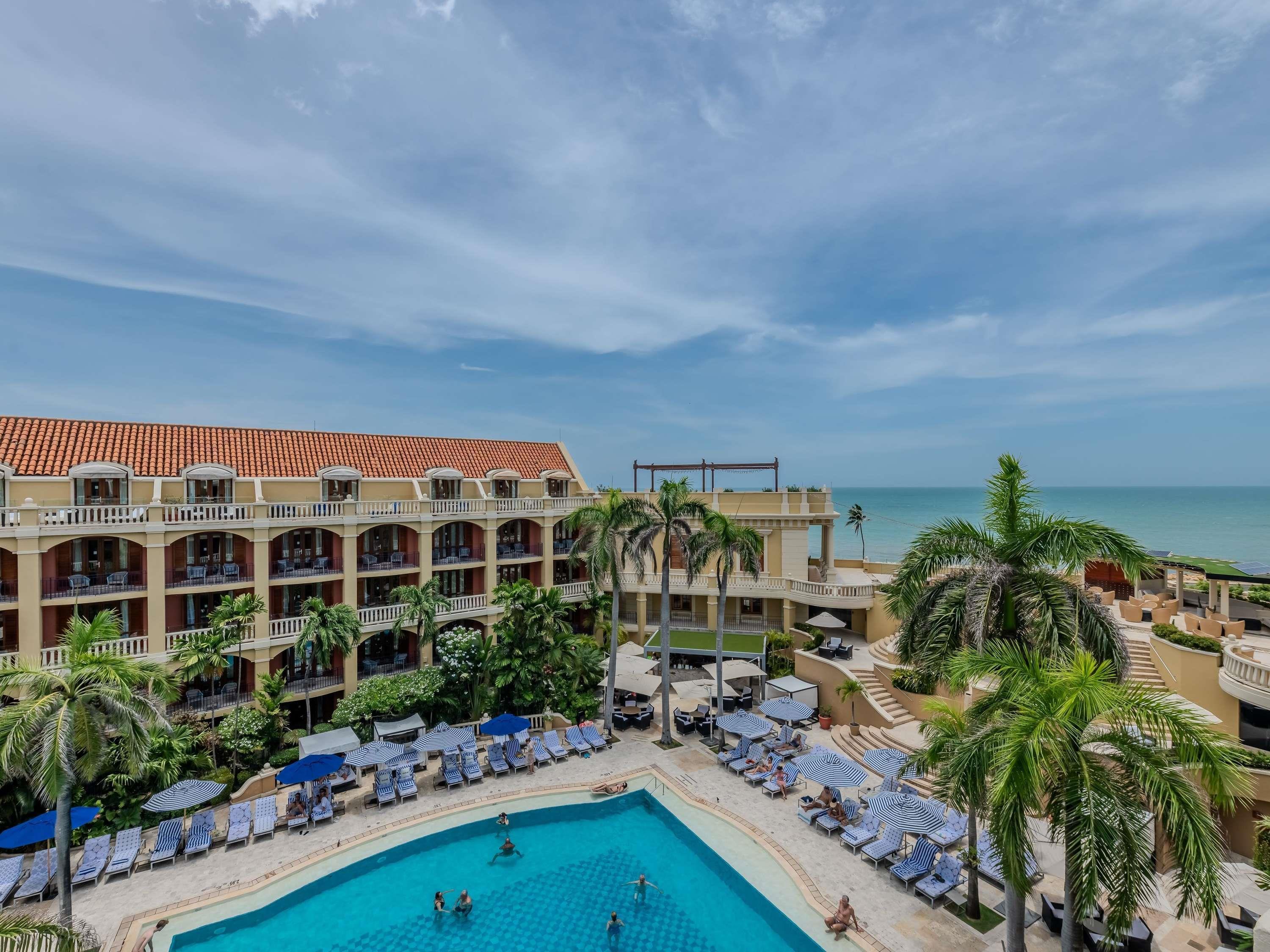 Junior Suite Ocean View with Balcony