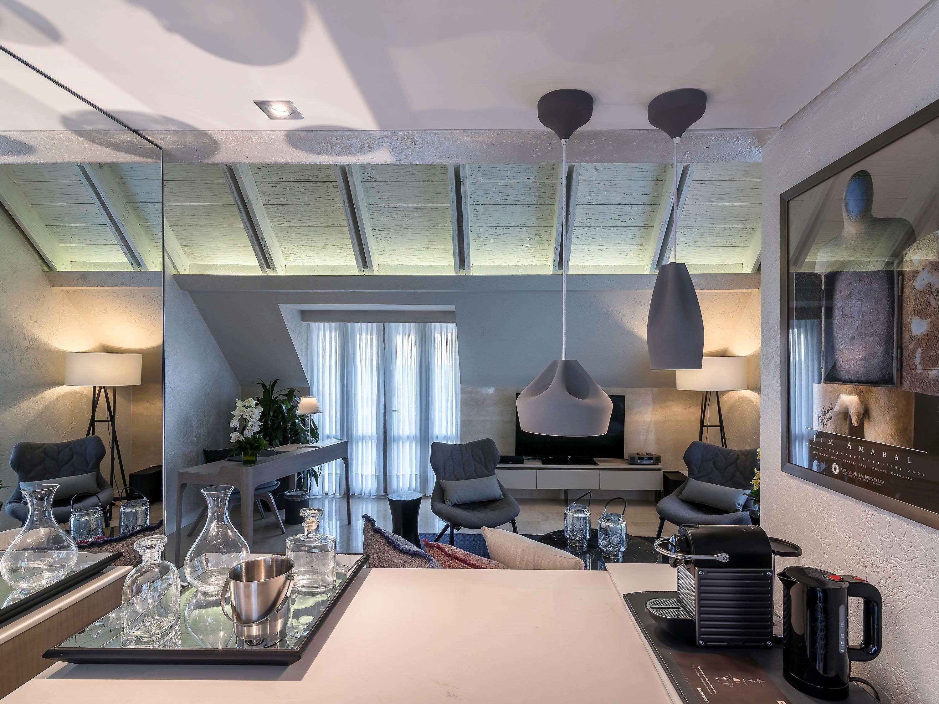 Suite with Jacuzzi with Views