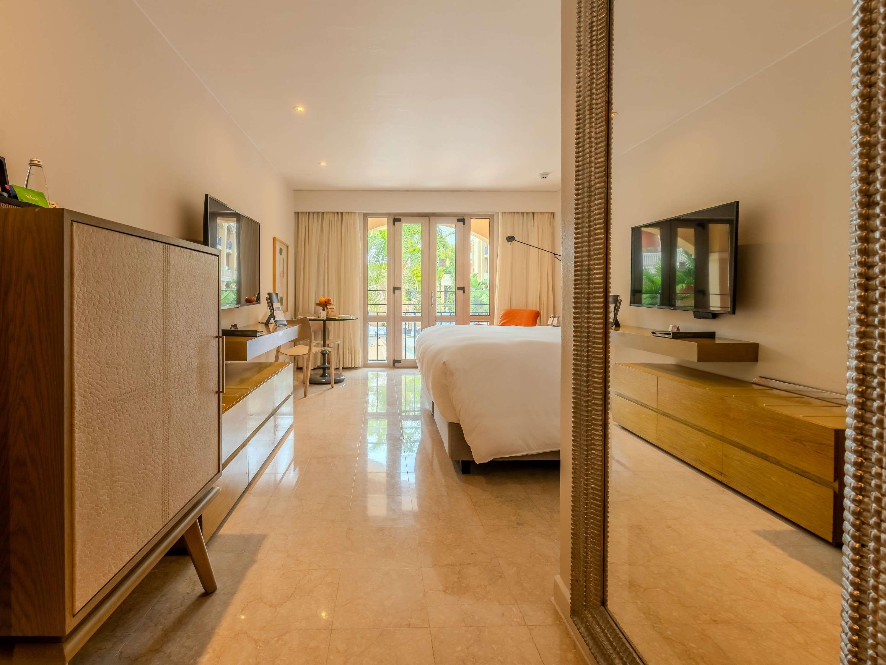 Double Classic King Bed