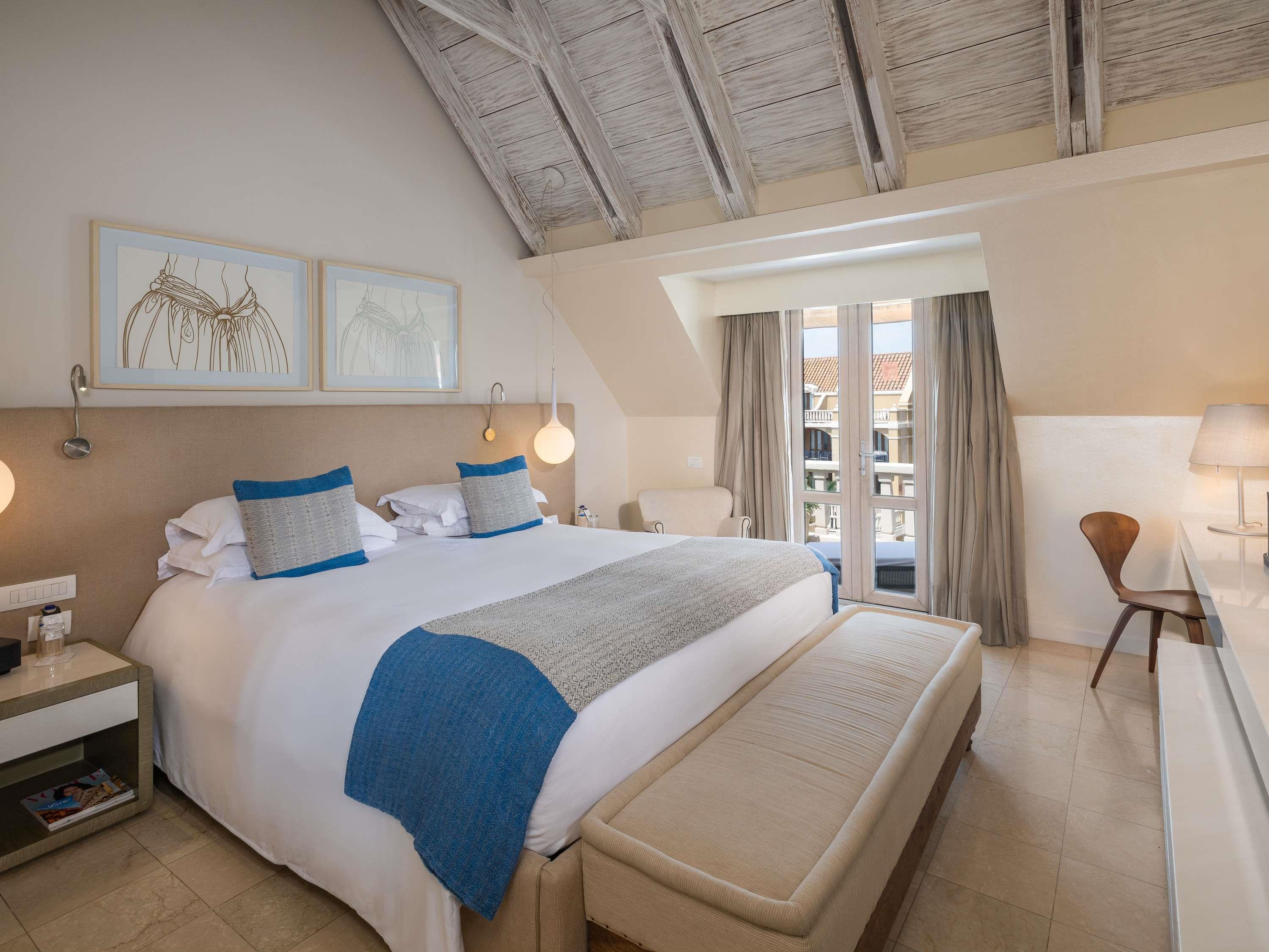 Junior Suite Ocean View with Balcony