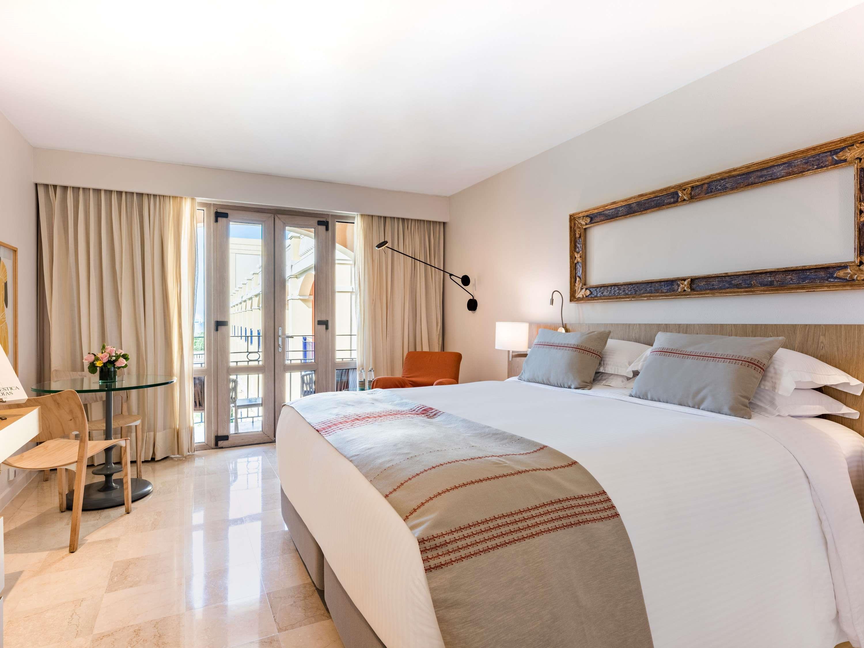 Double Superior with Views