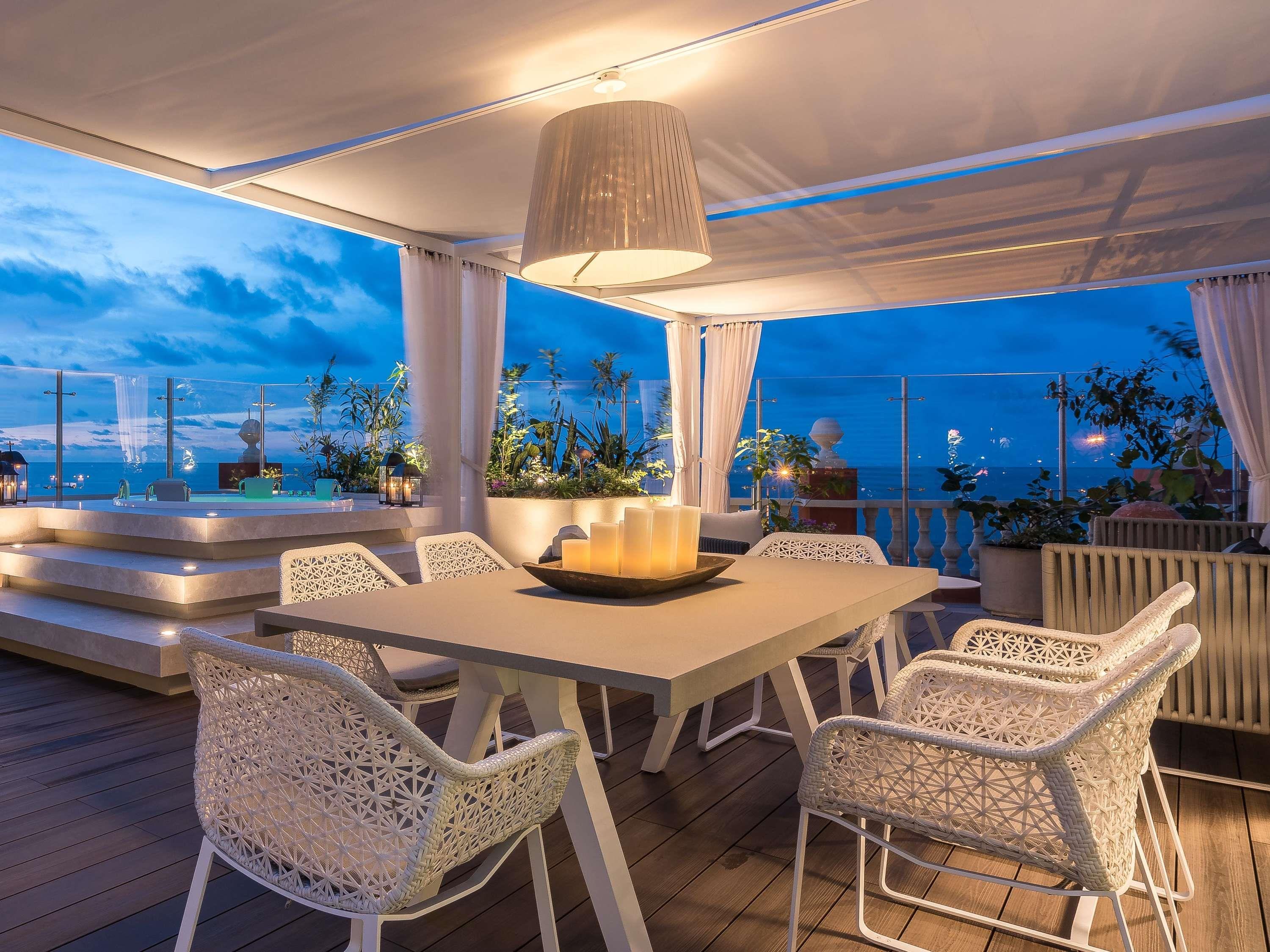 Suite with Jacuzzi with Views