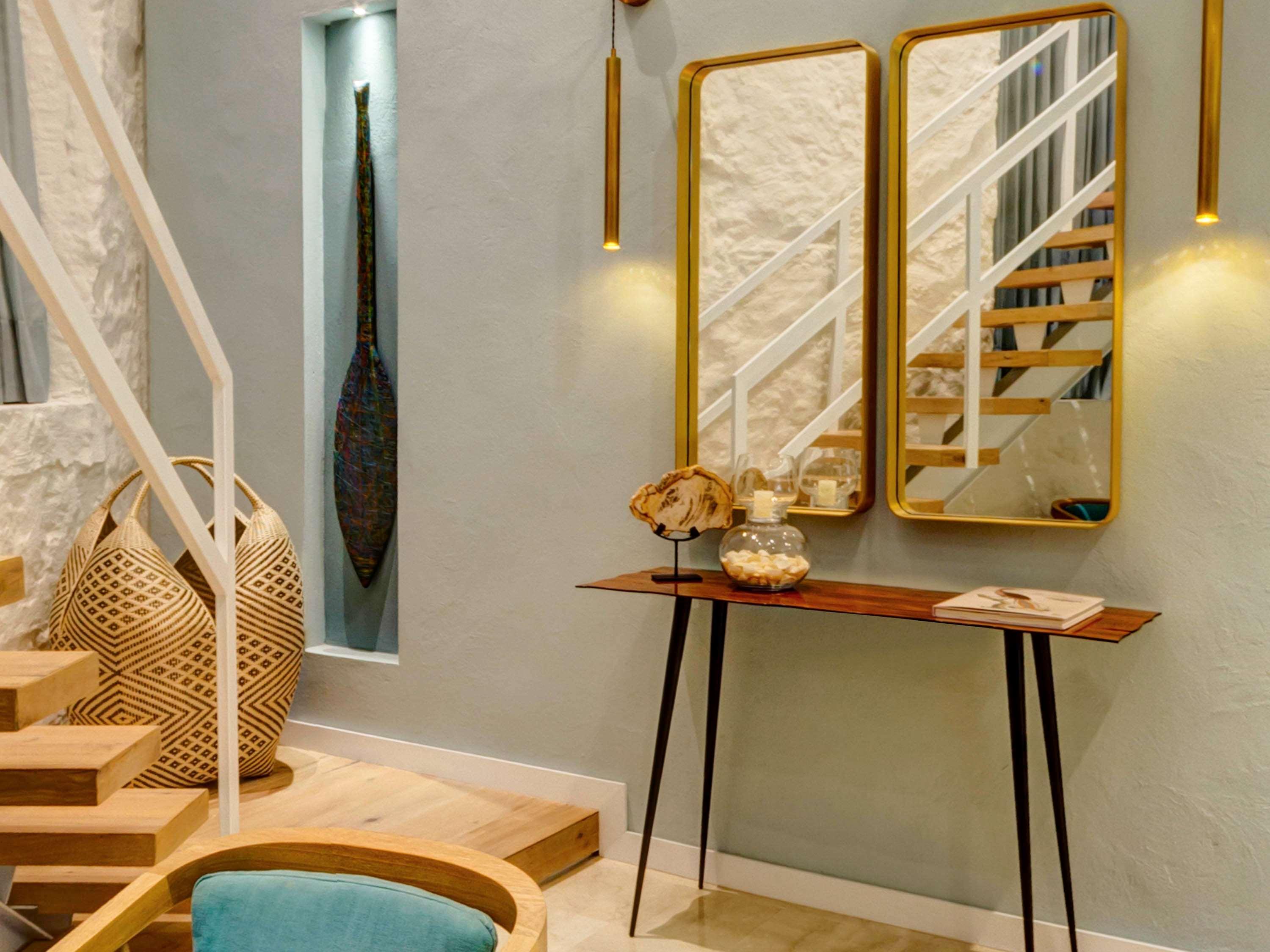 Suite King Bed with Jacuzzi