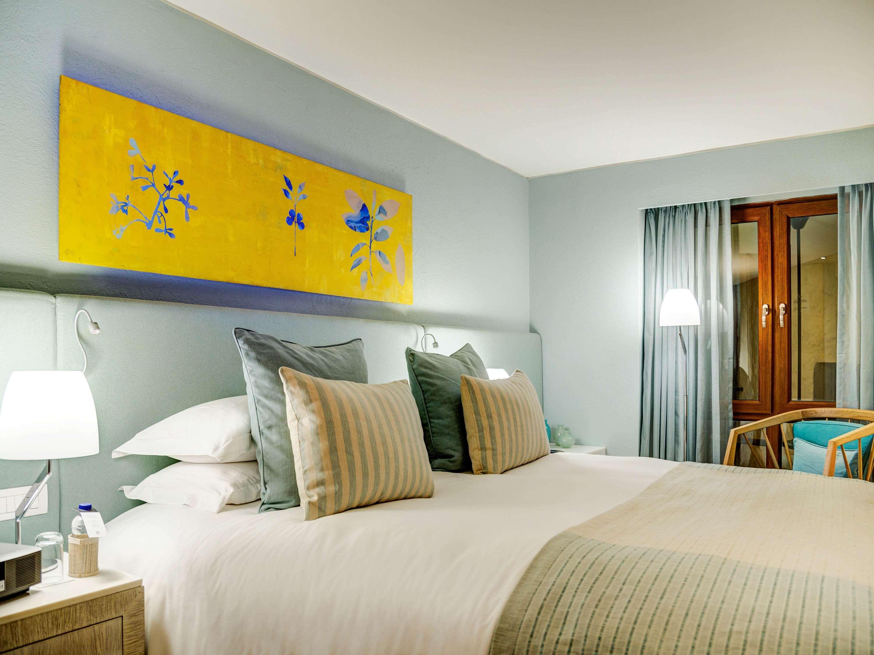 Suite King Bed with Jacuzzi