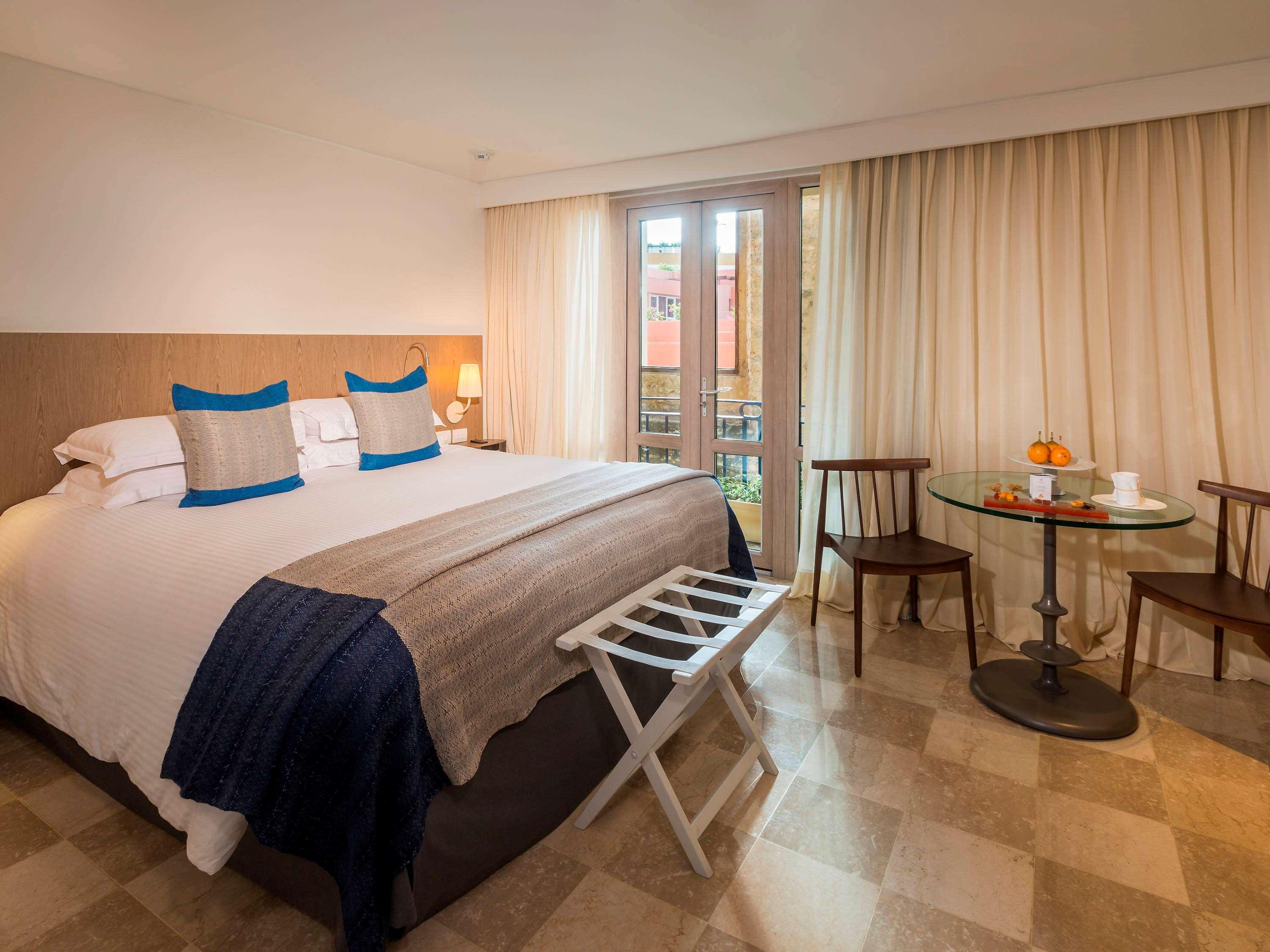 Double Classic King Bed