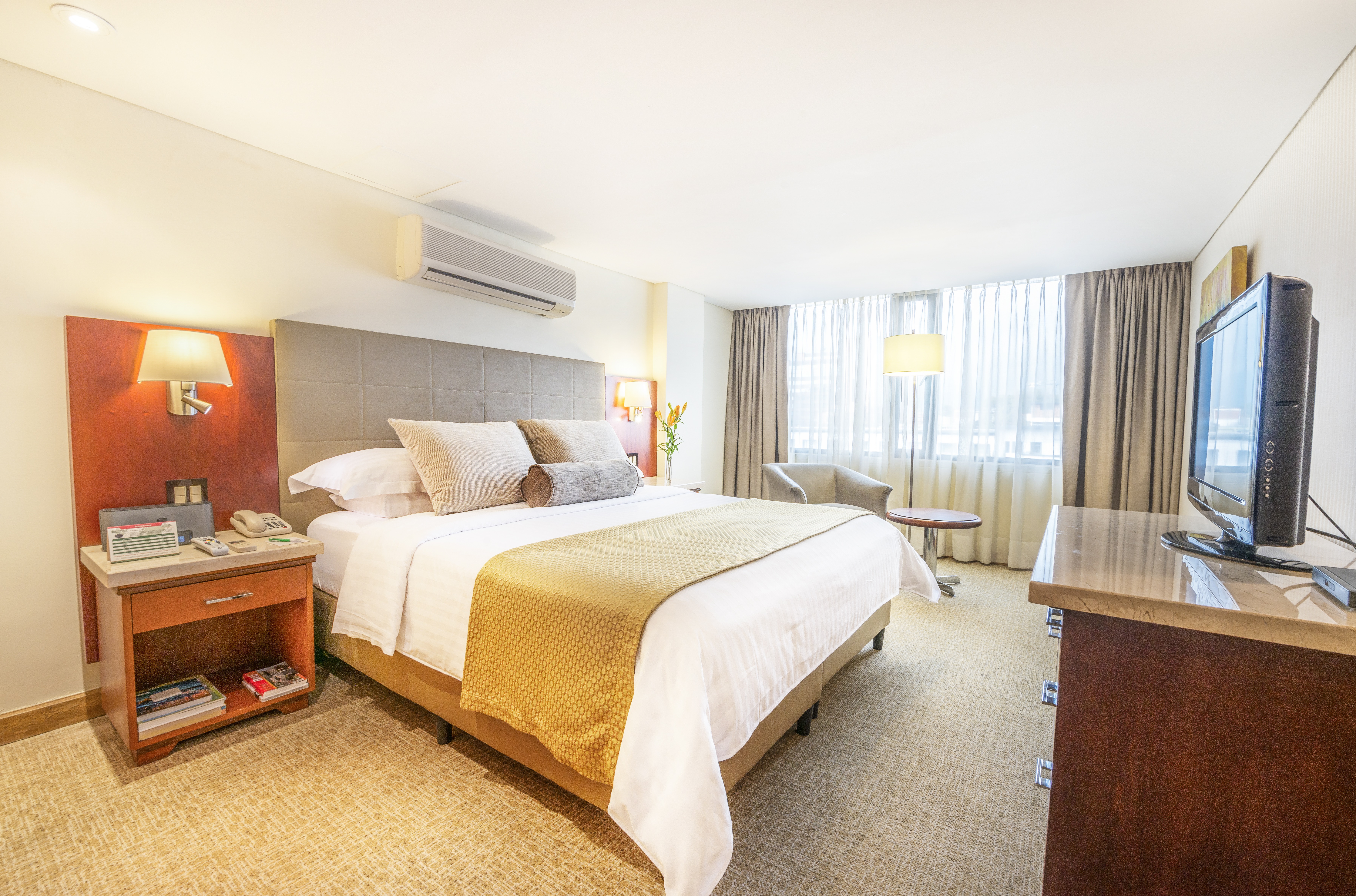 Double King Size Bed