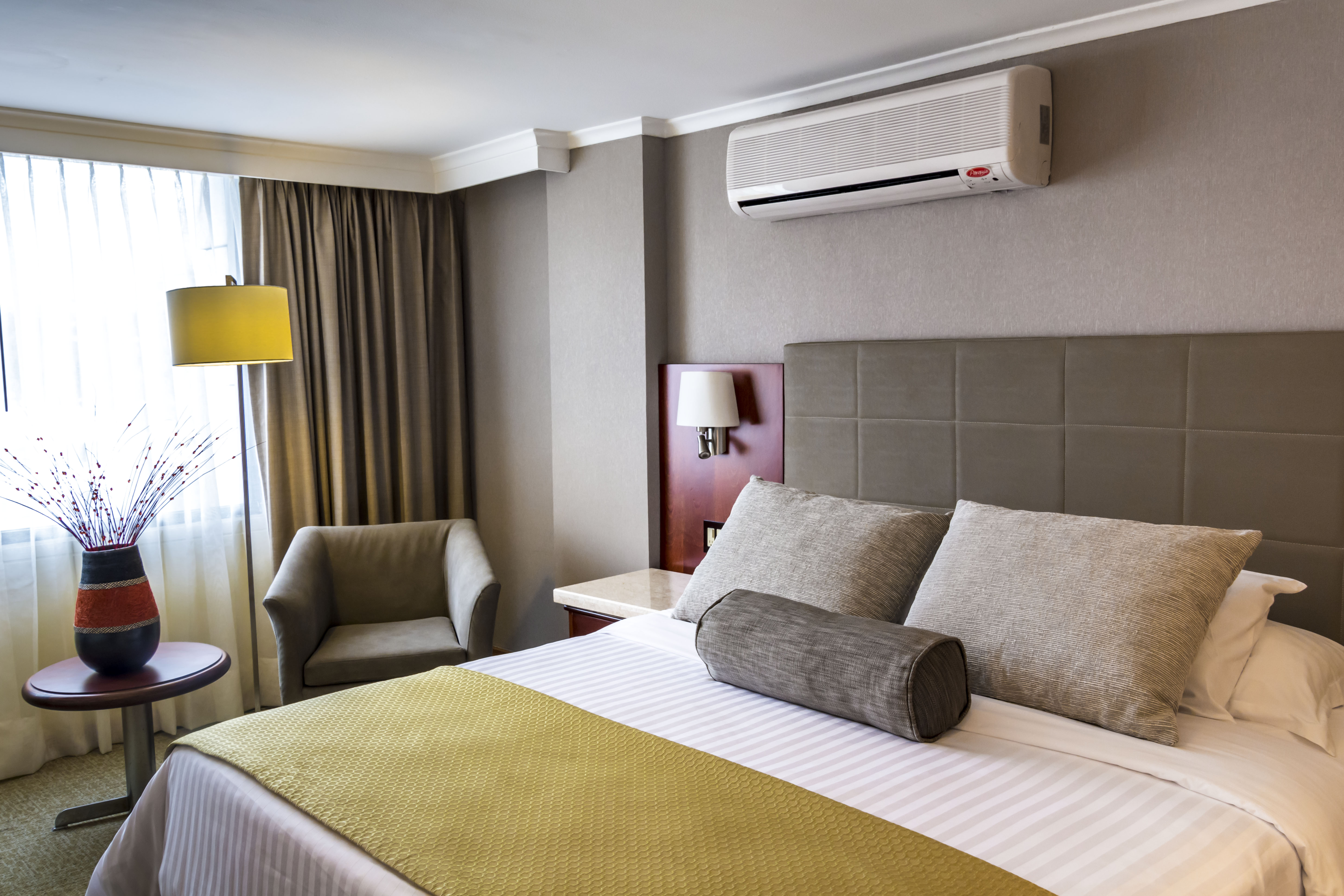 Suite Business City View