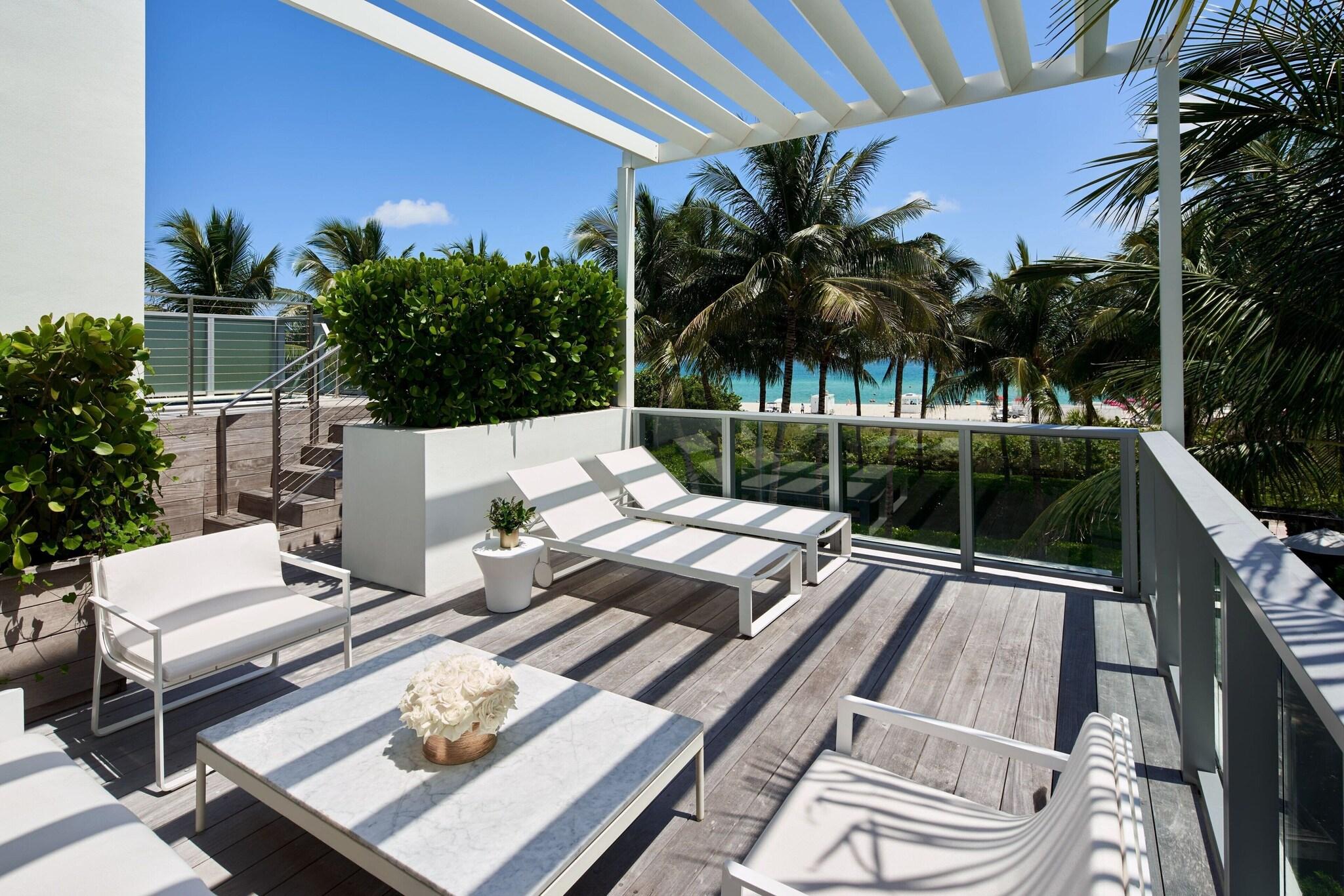 Bungalow Two Double Beds