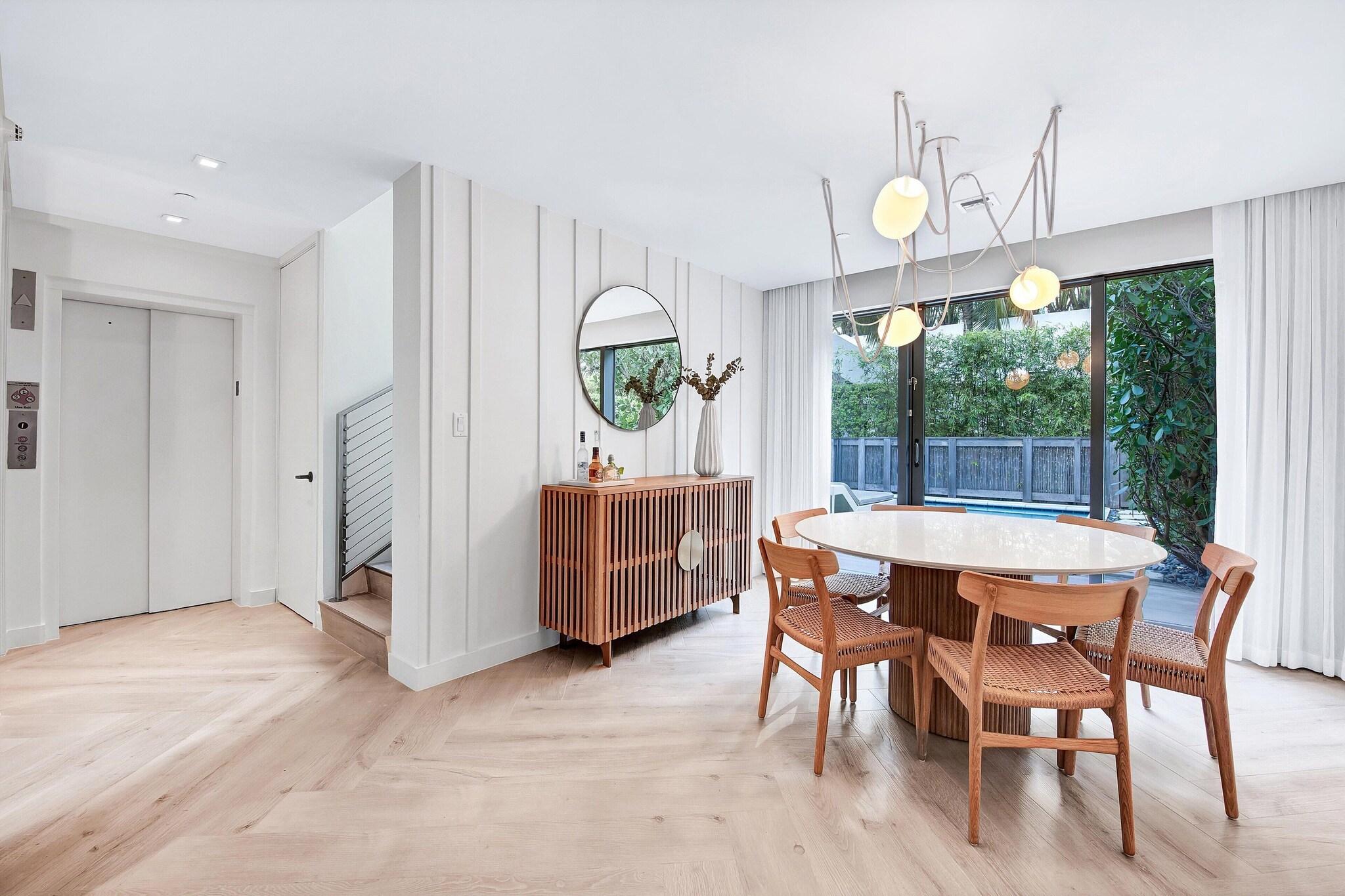 Bungalow Two Double Beds