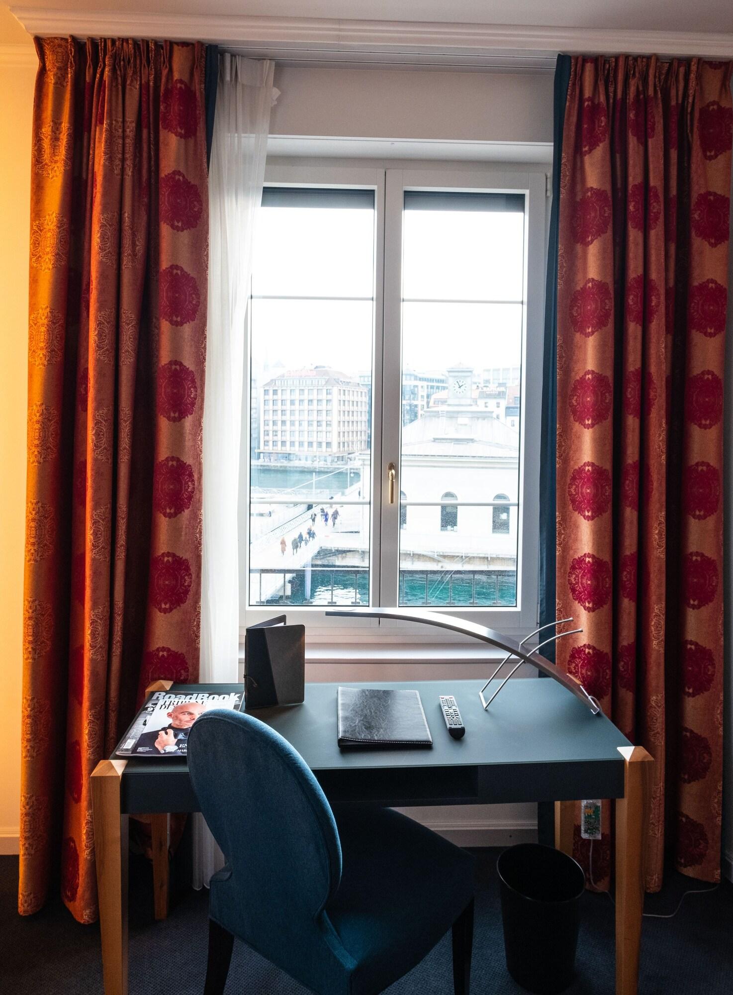 Junior Suite with Double Bed