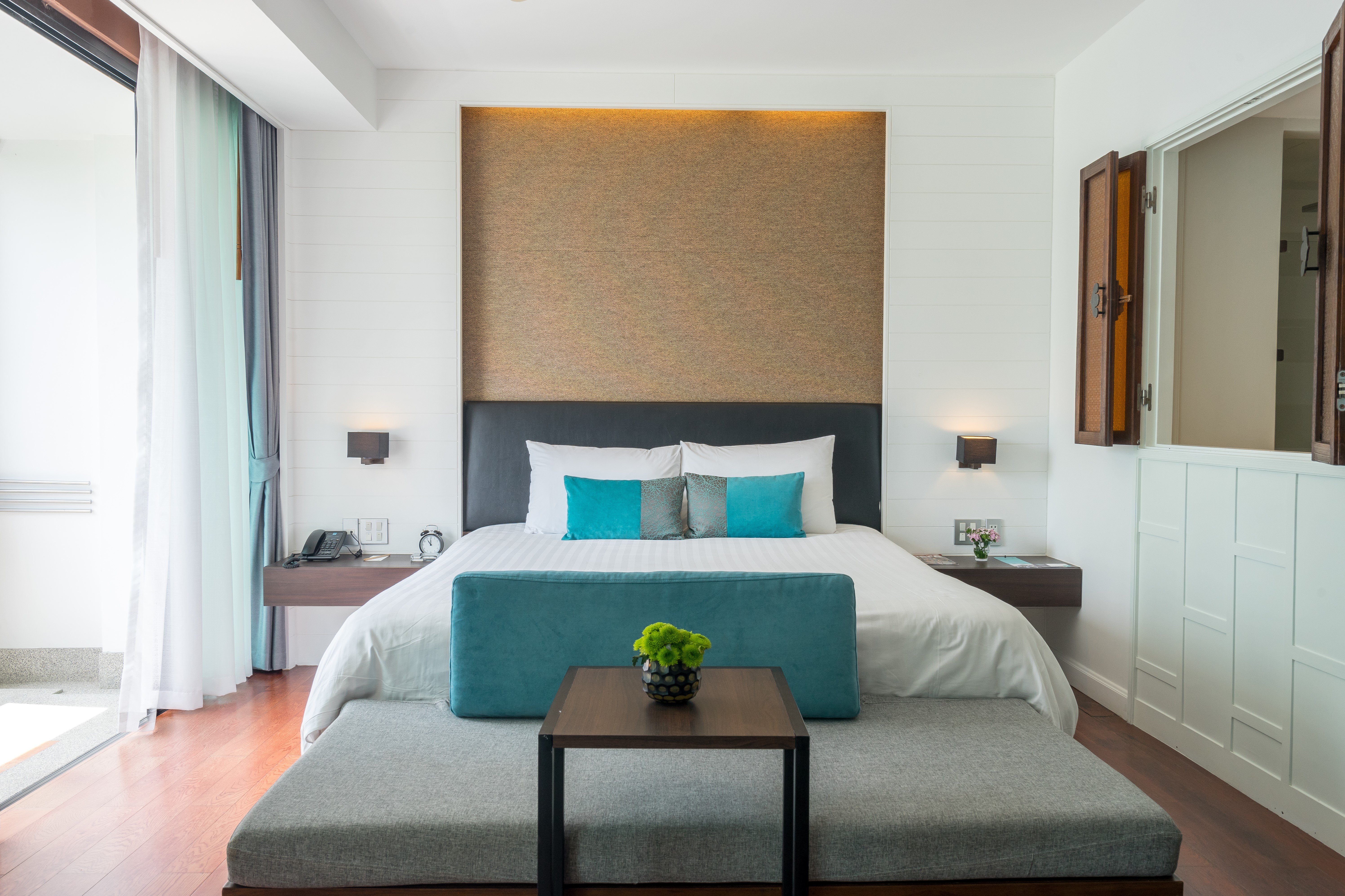 Double or Twin Deluxe with Balcony