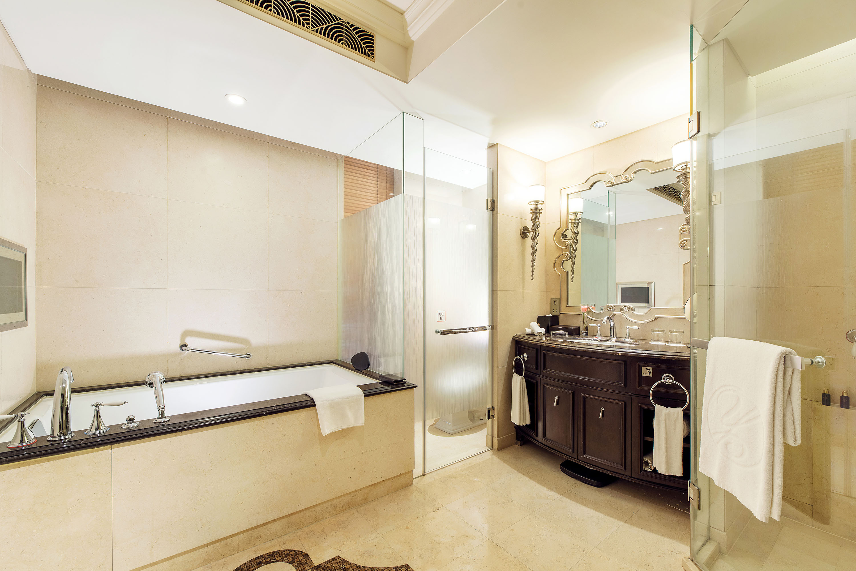 Double or Twin Standard