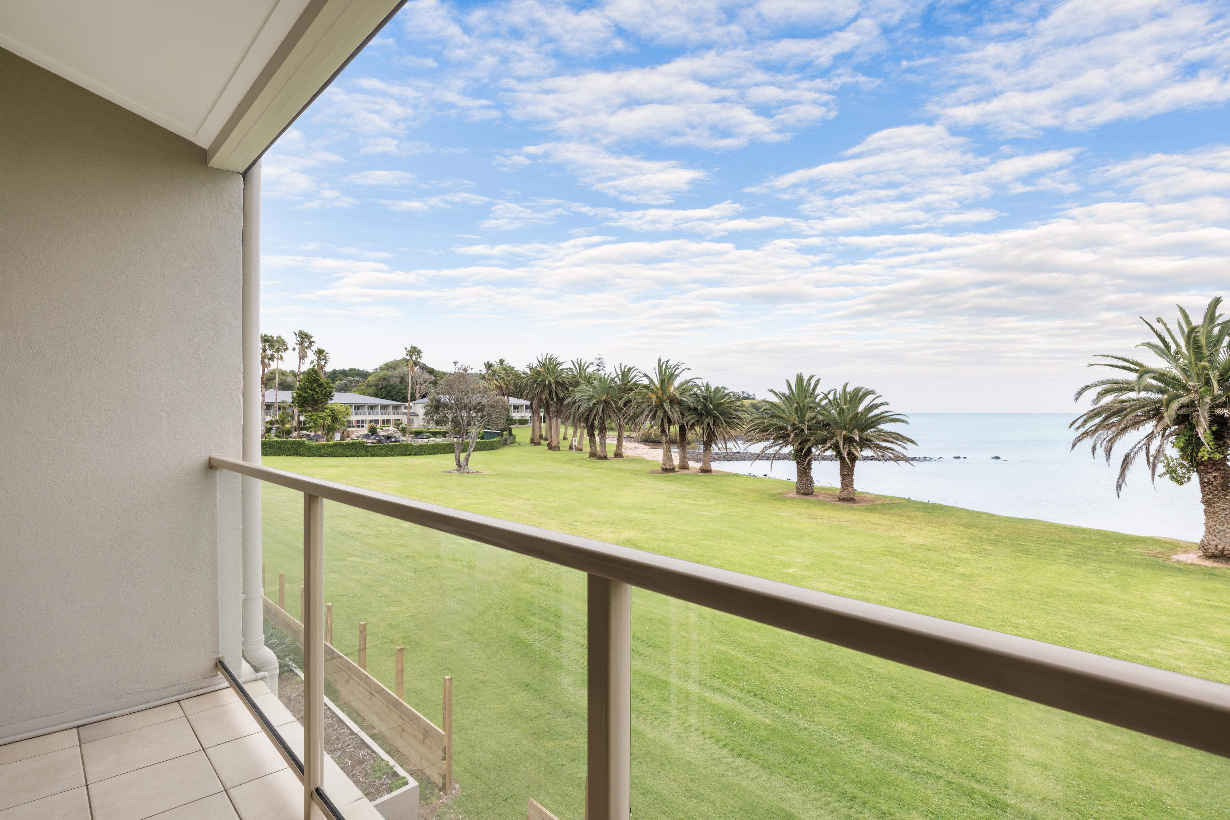 Suite Sea View King Bed