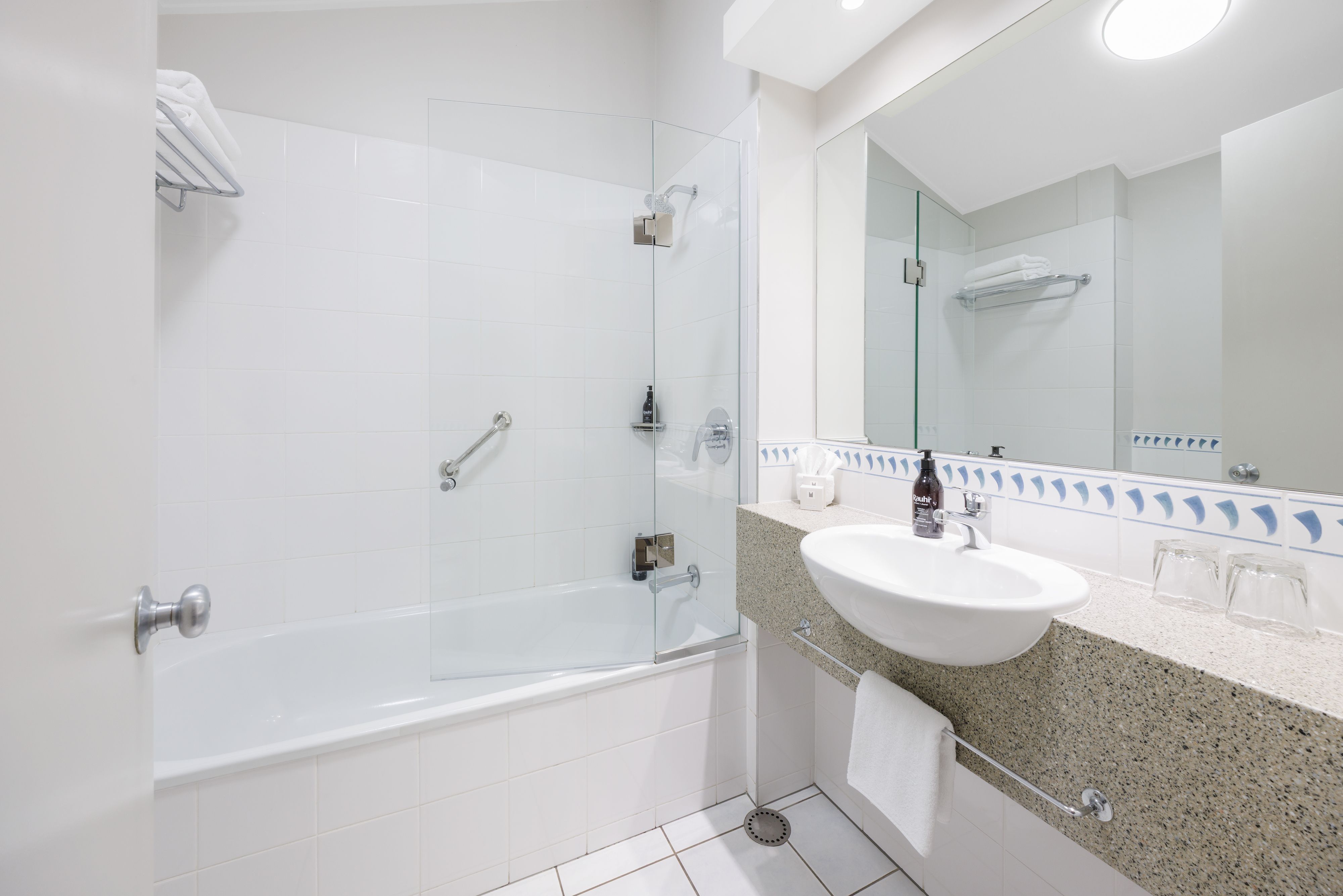 Suite Sea View King Bed