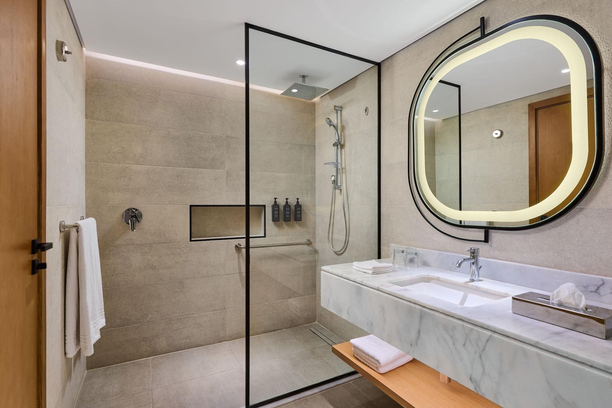 Double Sea View King Bed