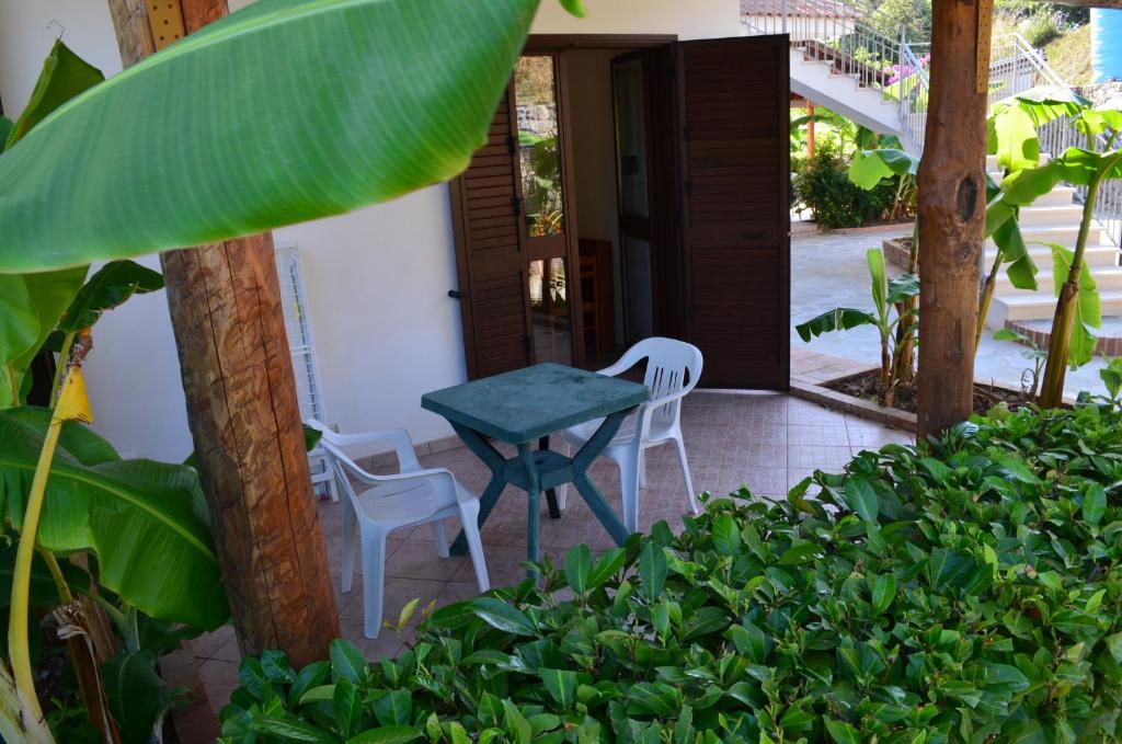 Apartment Garden View One Bedroom