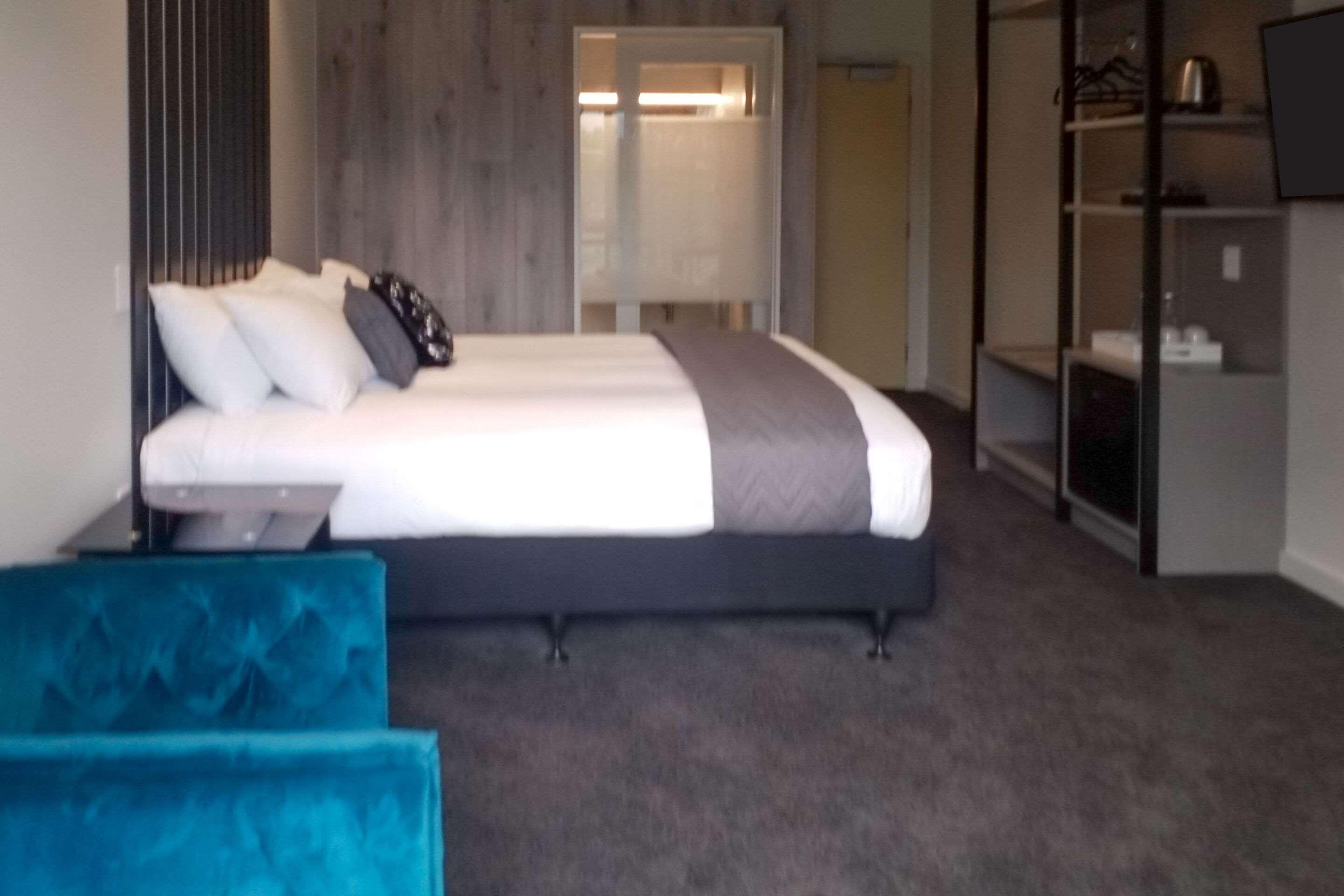 Double Queen Size Bed