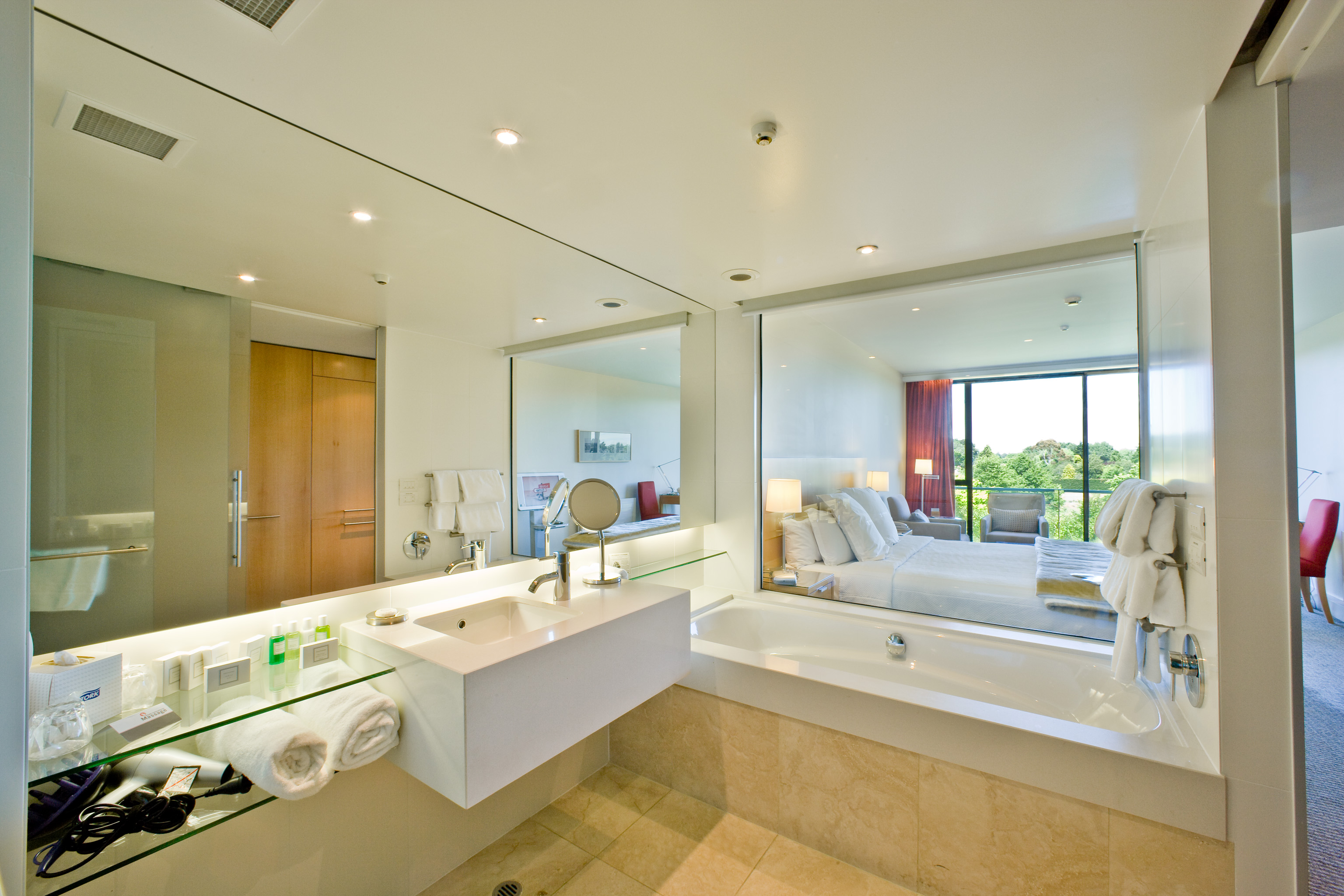 Double Business King Bed