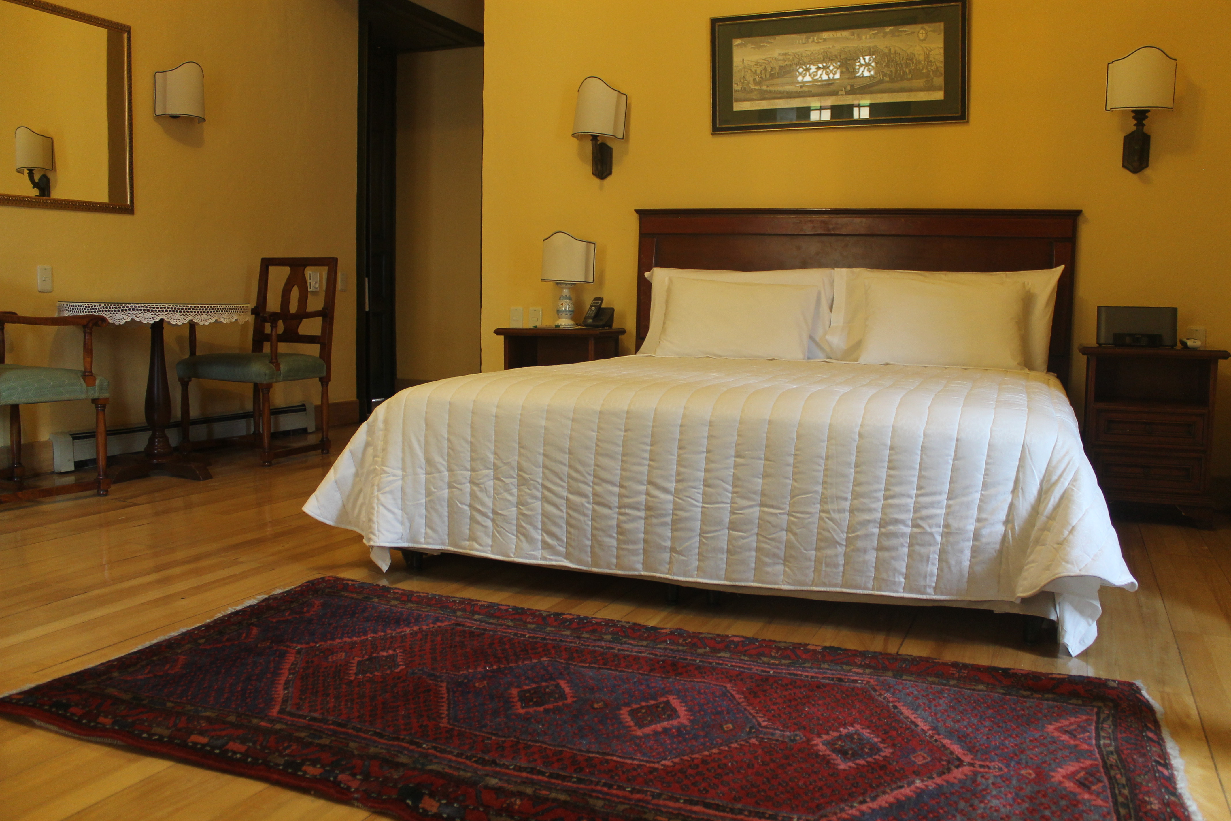 Junior Suite King Size Bed