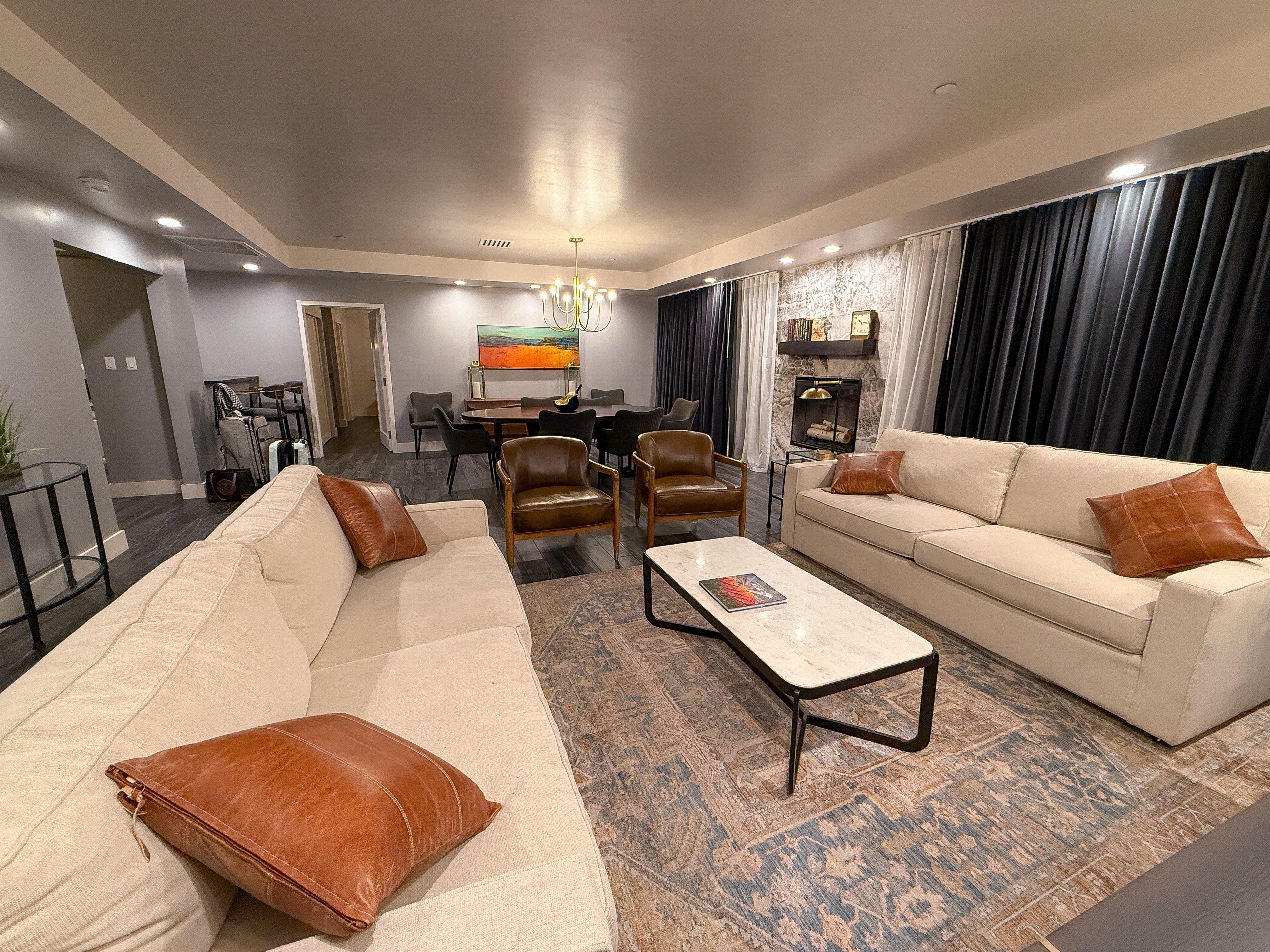 Suite with Balcony with Views