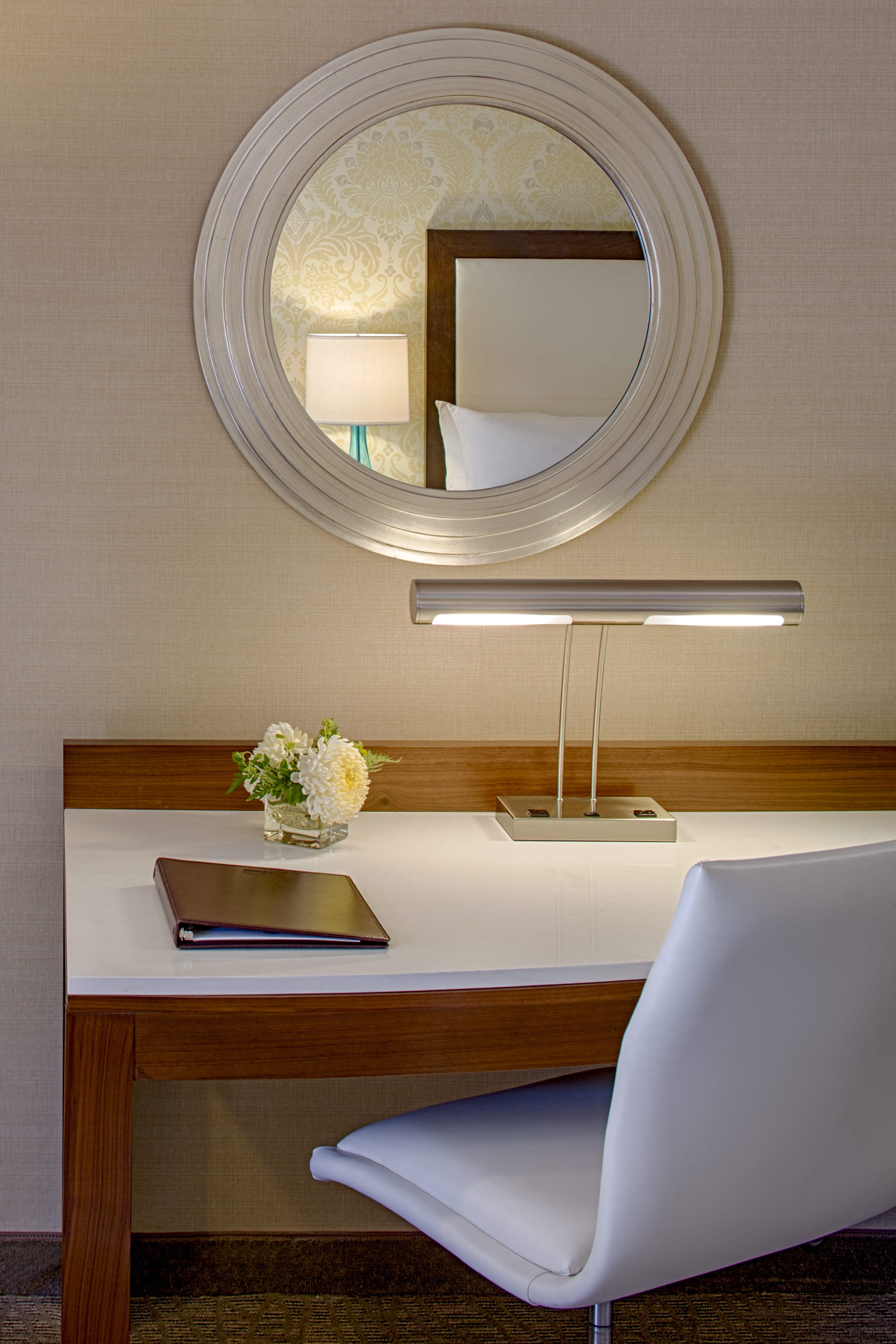 Double King Bed Non Smoking