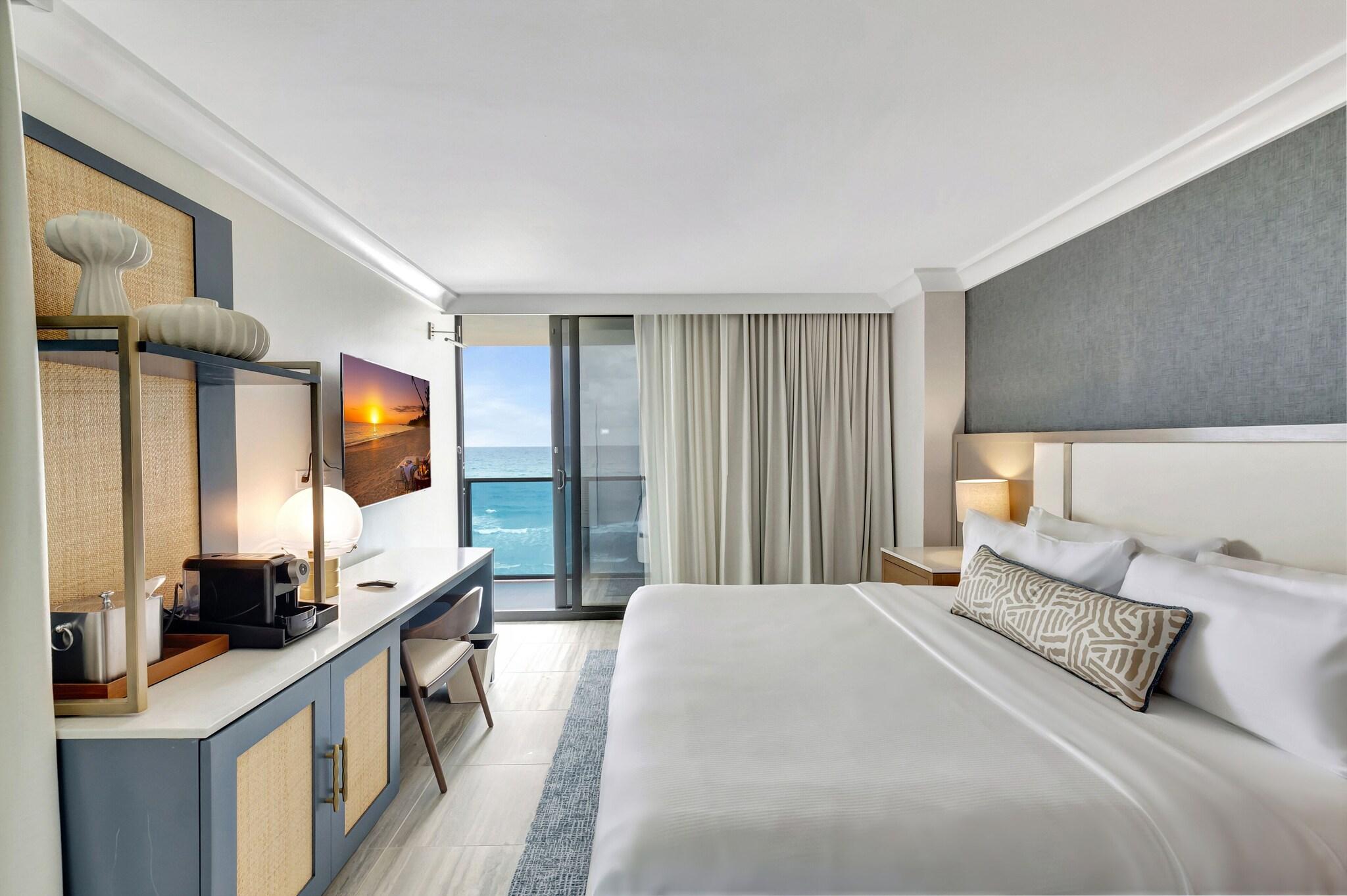 Double Ocean Front King Bed