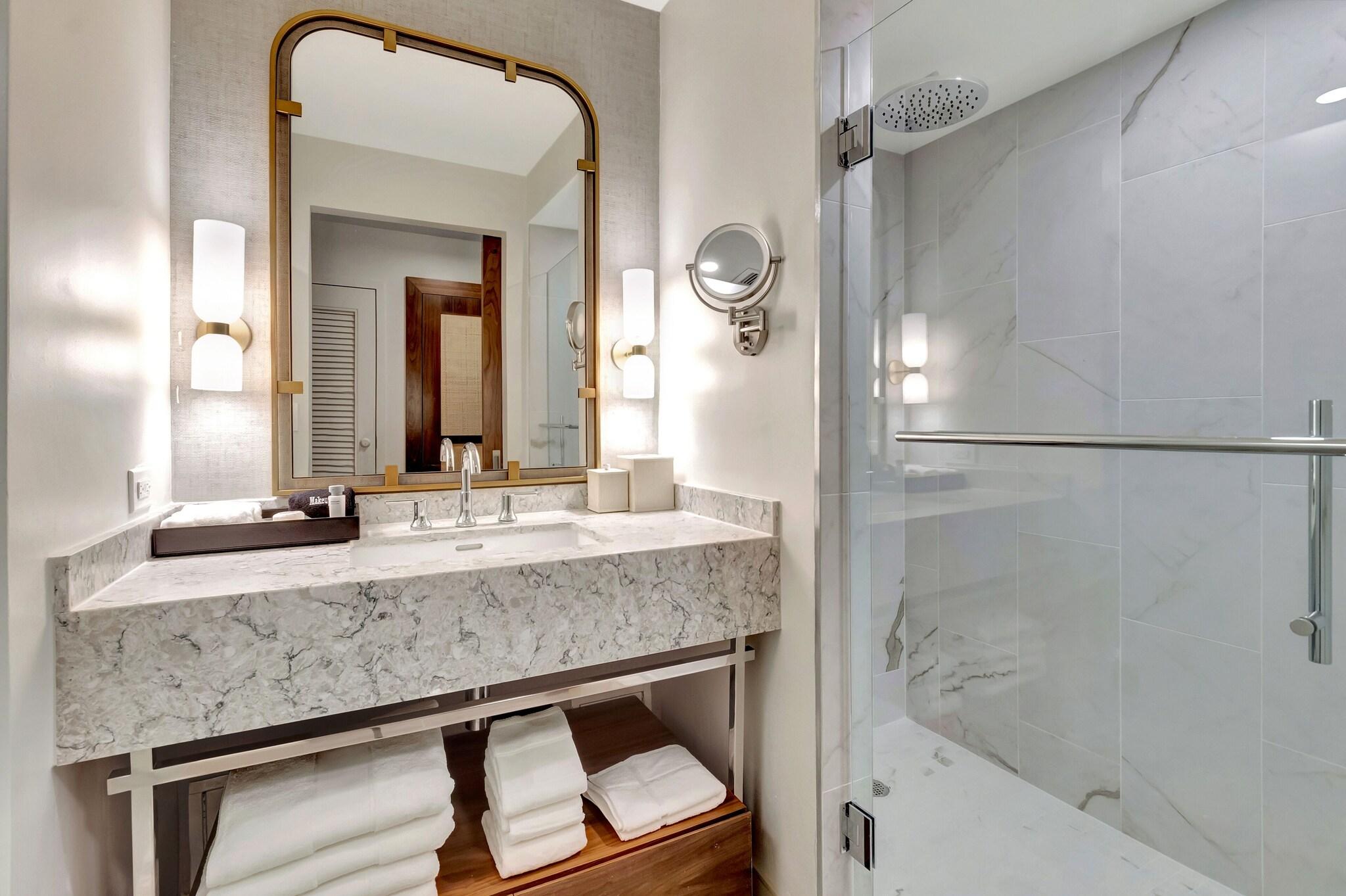 Double Garden View Two Queen Beds