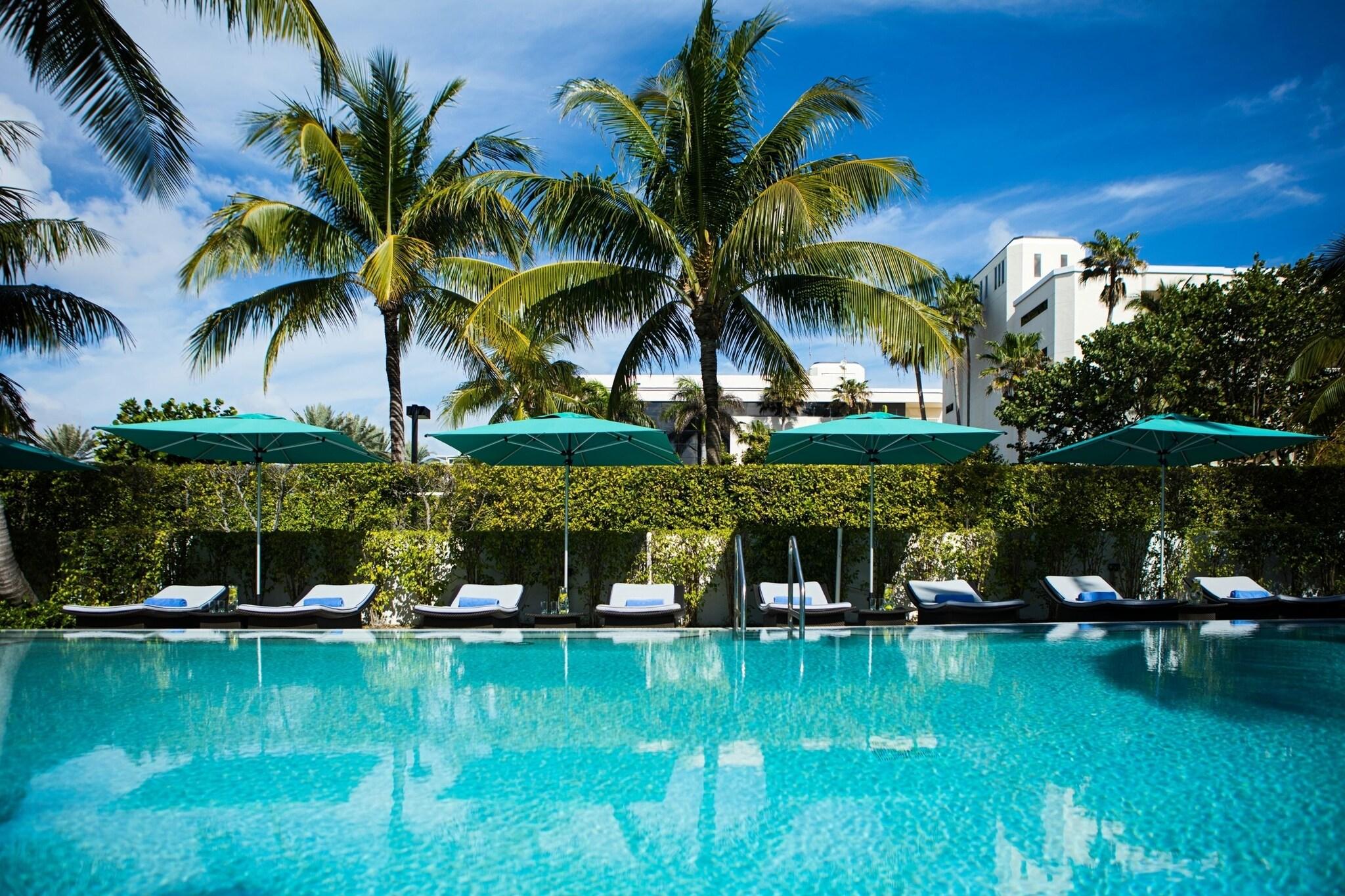 Double Garden View King Bed