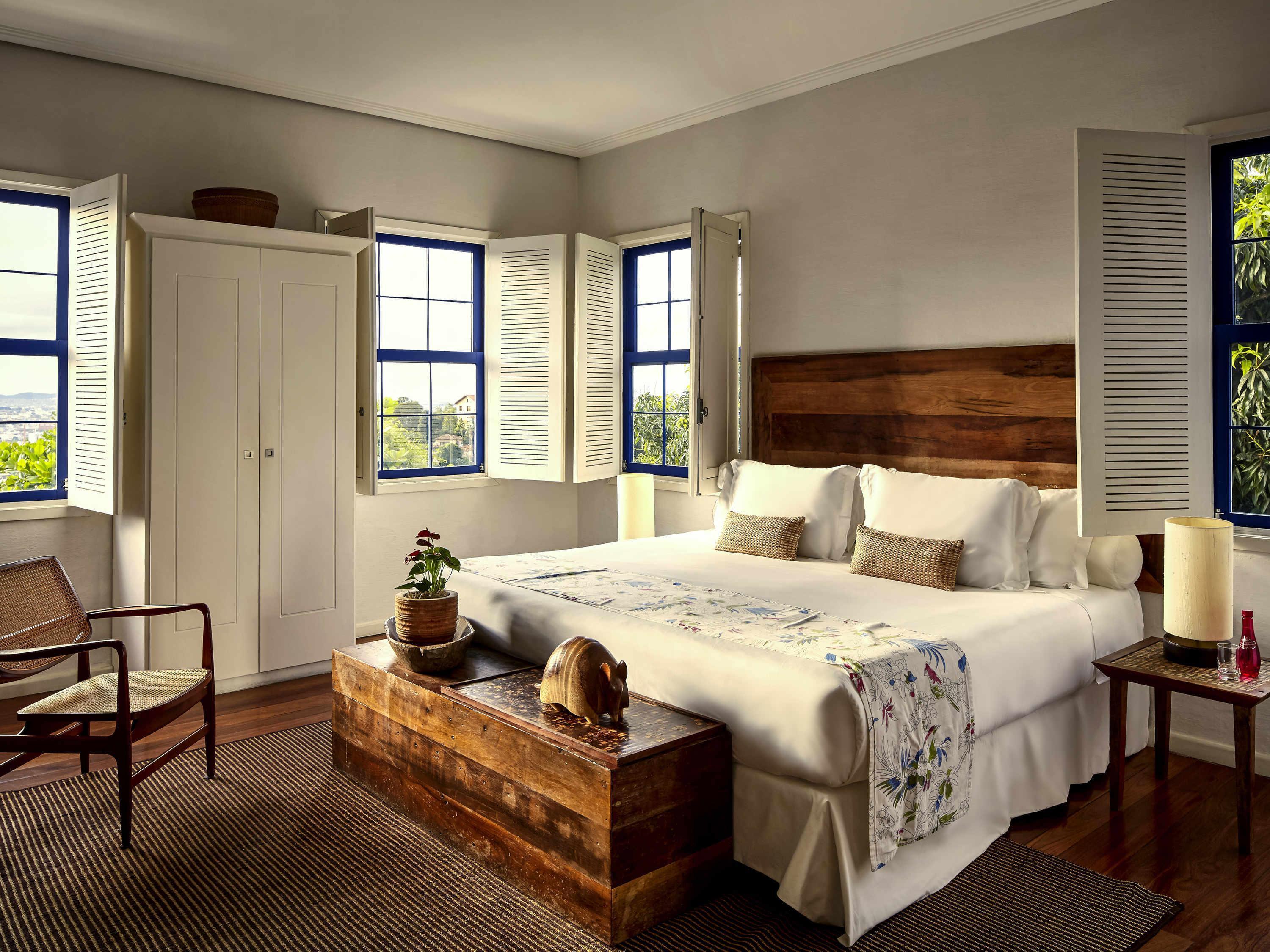 Double Superior King Bed