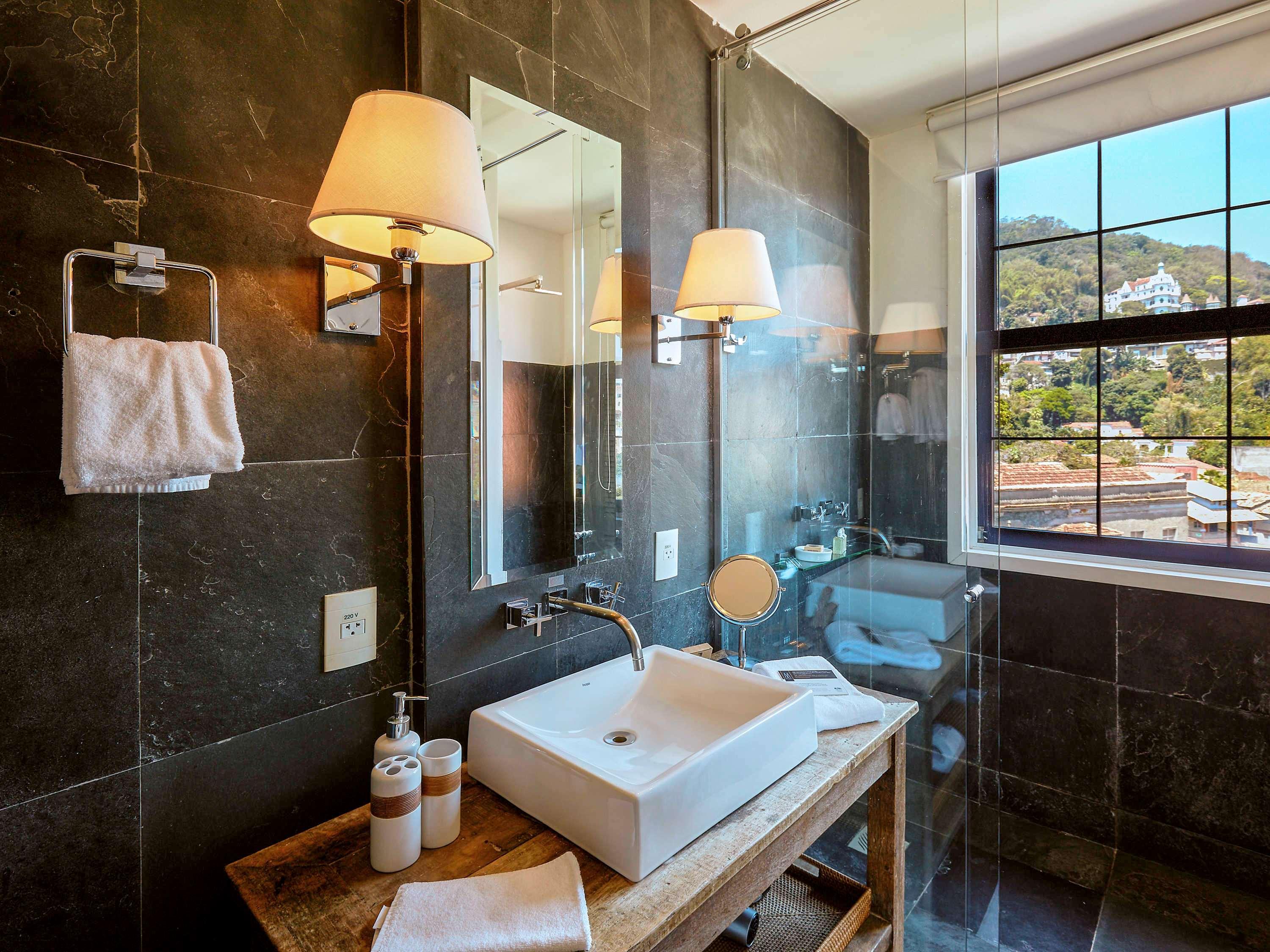 Double Superior King Bed