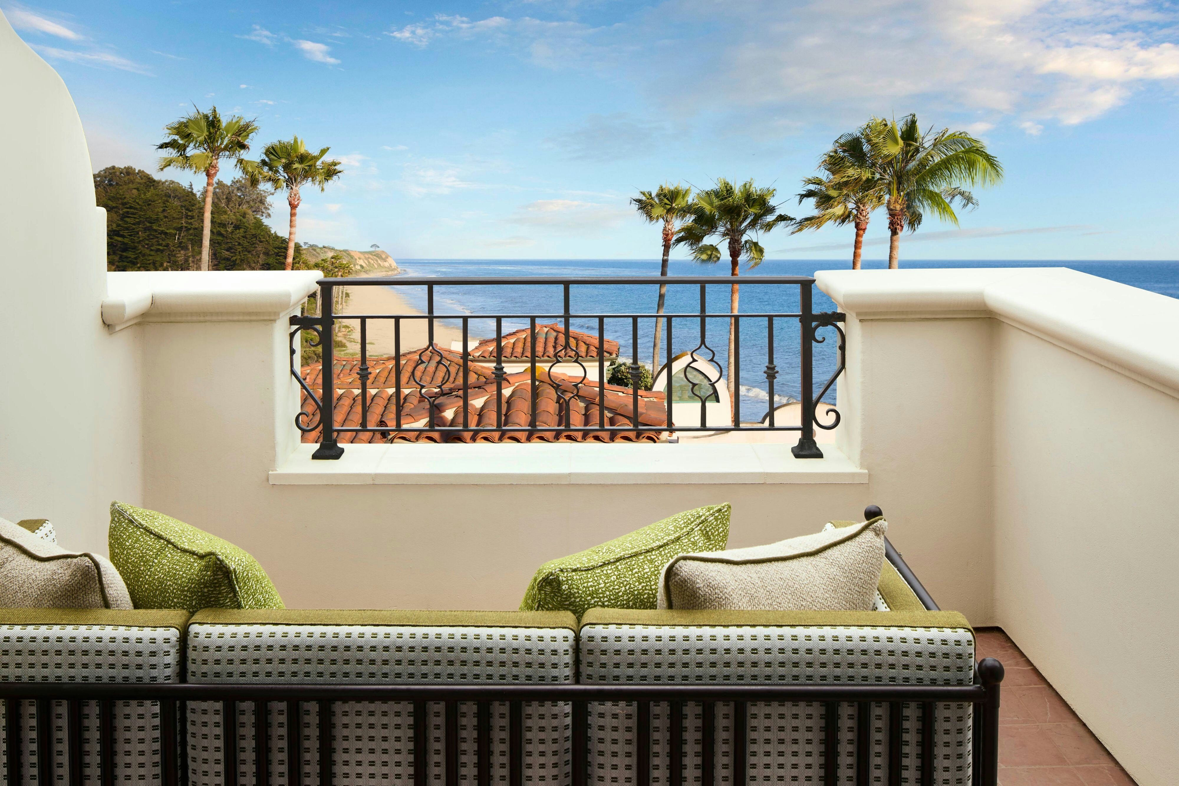 Double Ocean View King Bed