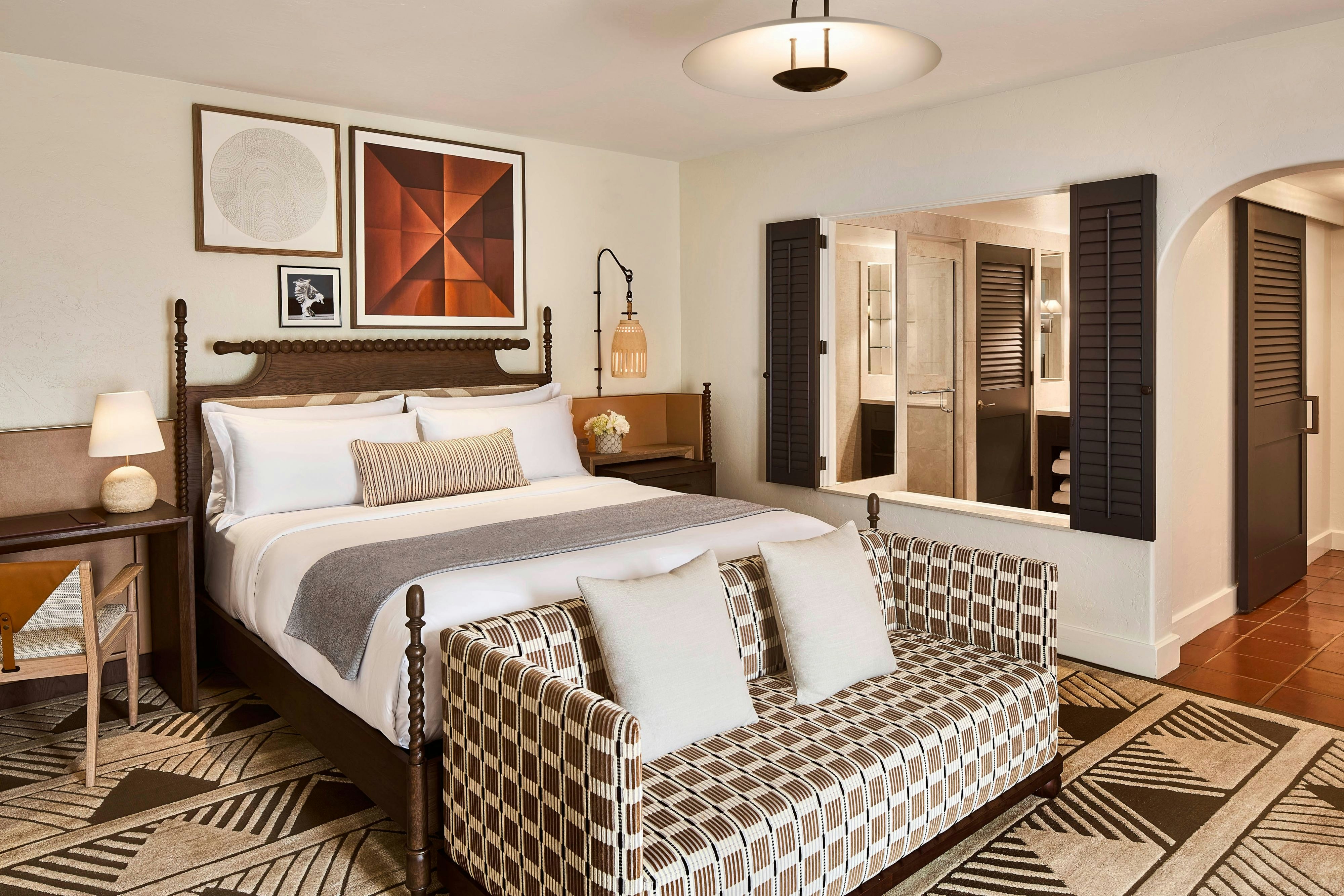 Double Deluxe King Bed