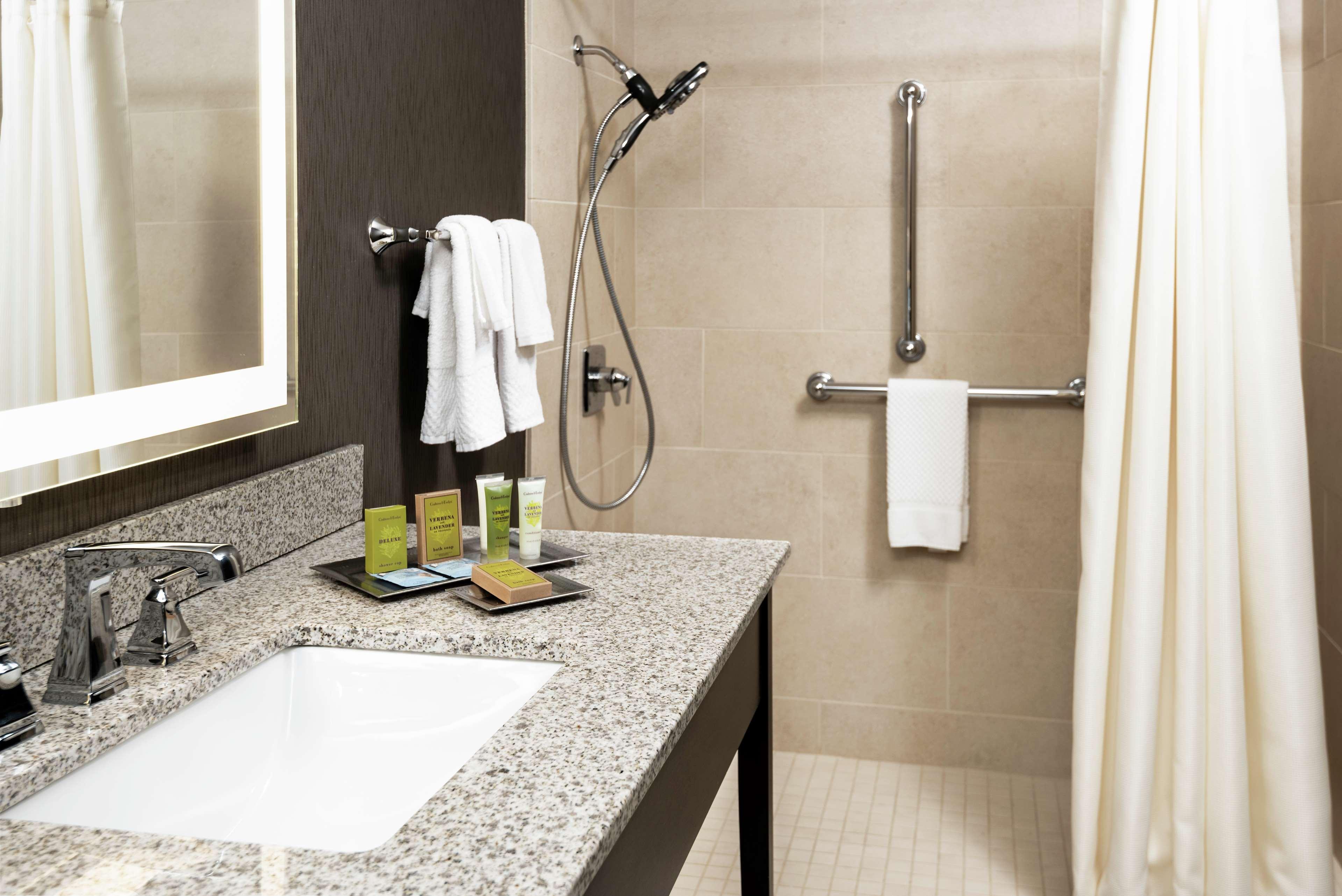 Junior Suite King Size Bed