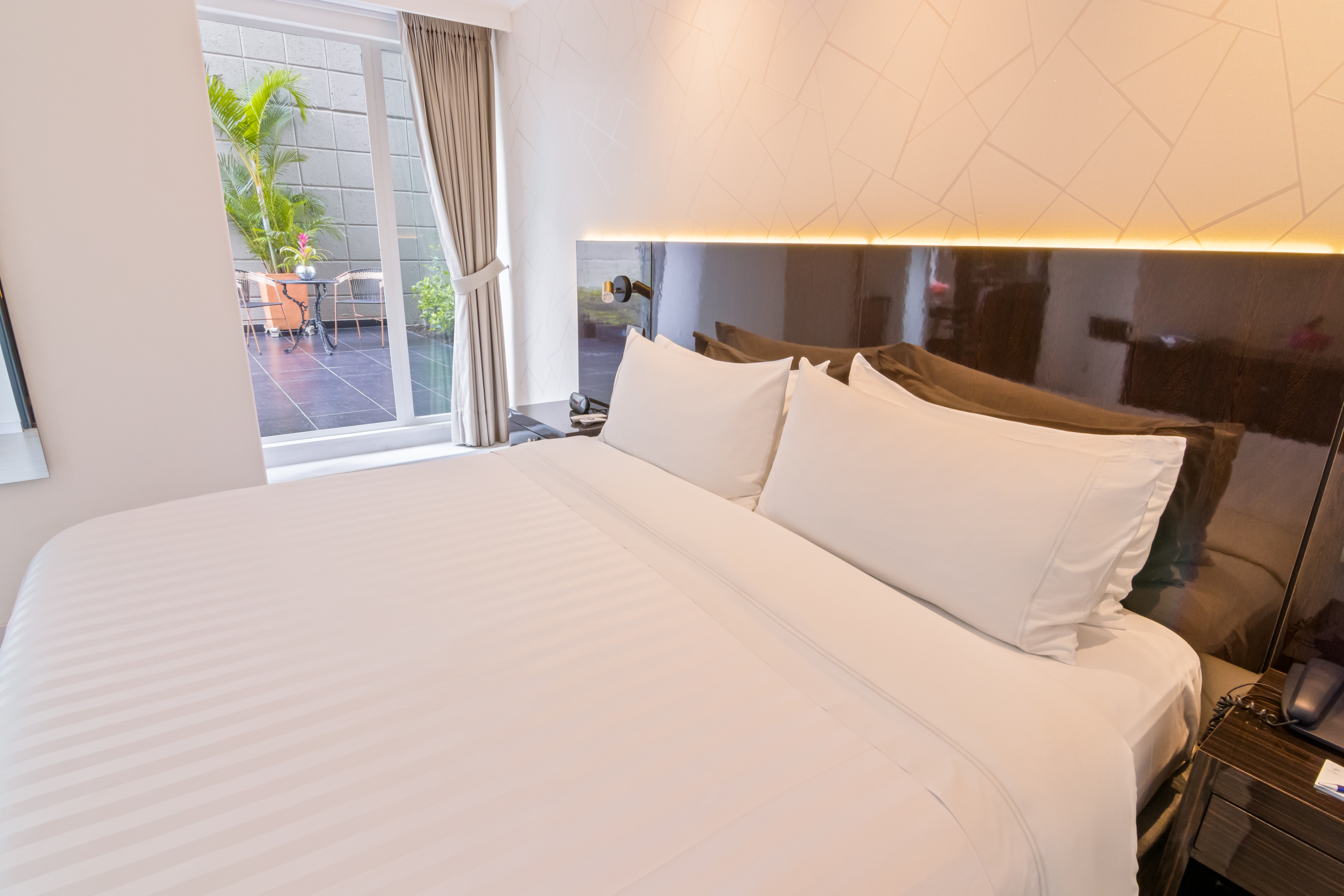 Double Classic King Bed