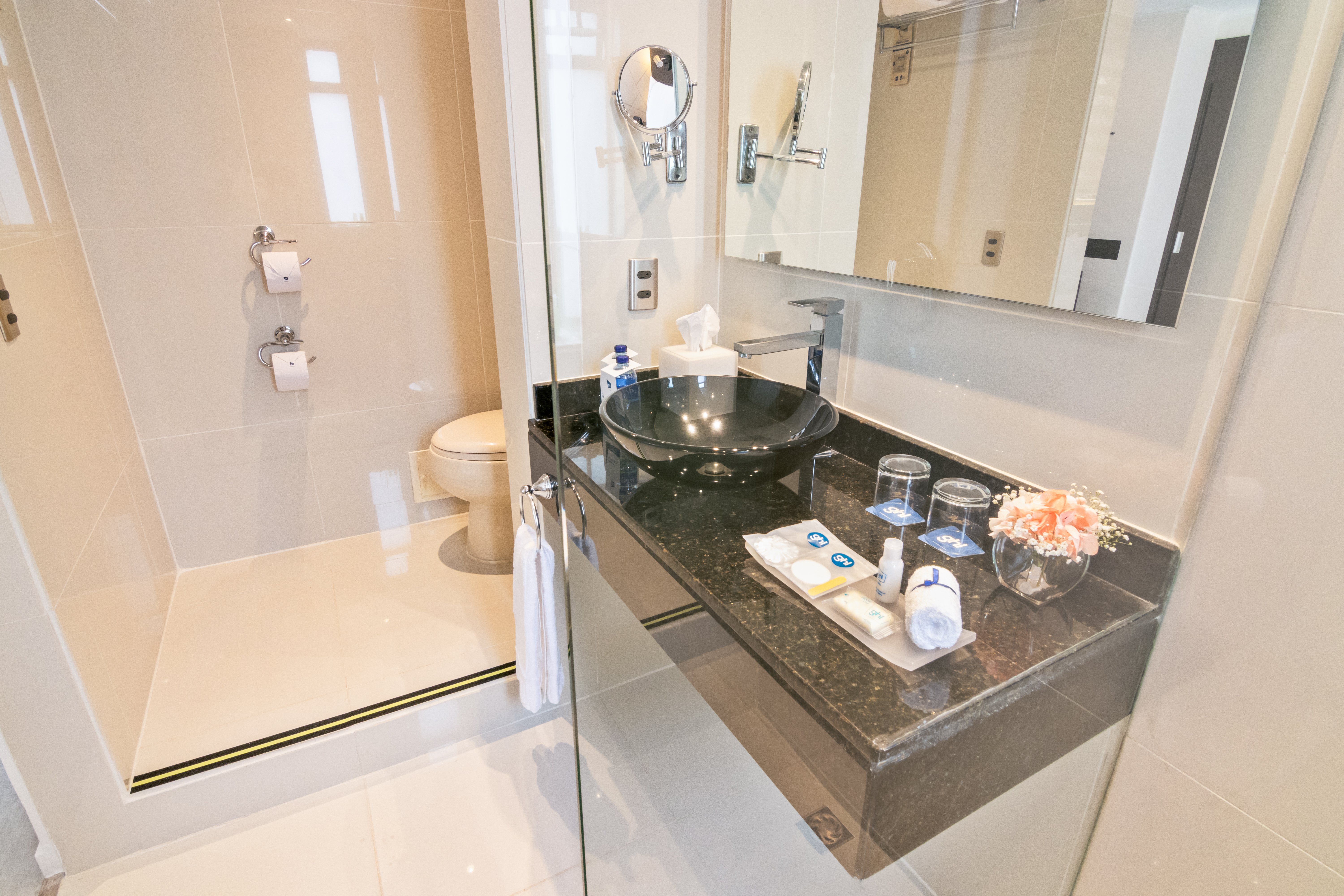 Double Classic King Bed